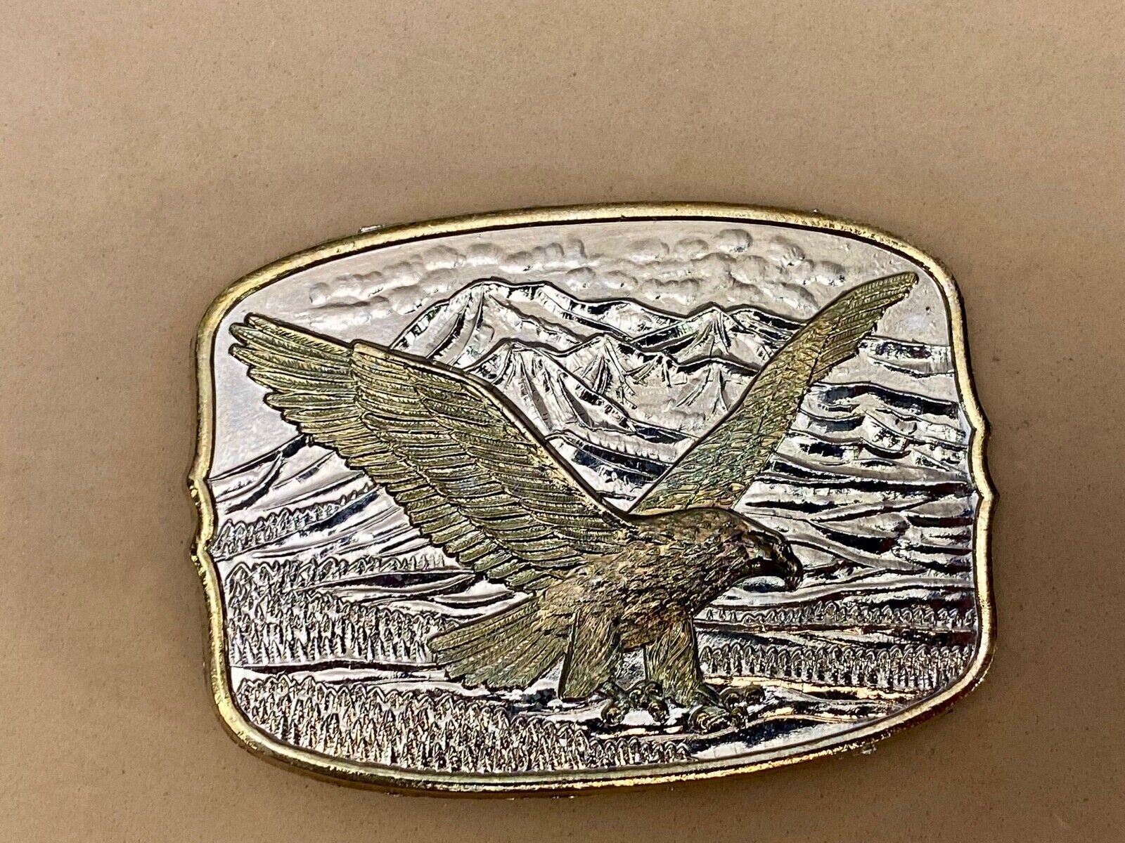 American Eagle Flying Hunting Diving Against Mountains Metal Belt Buckle 