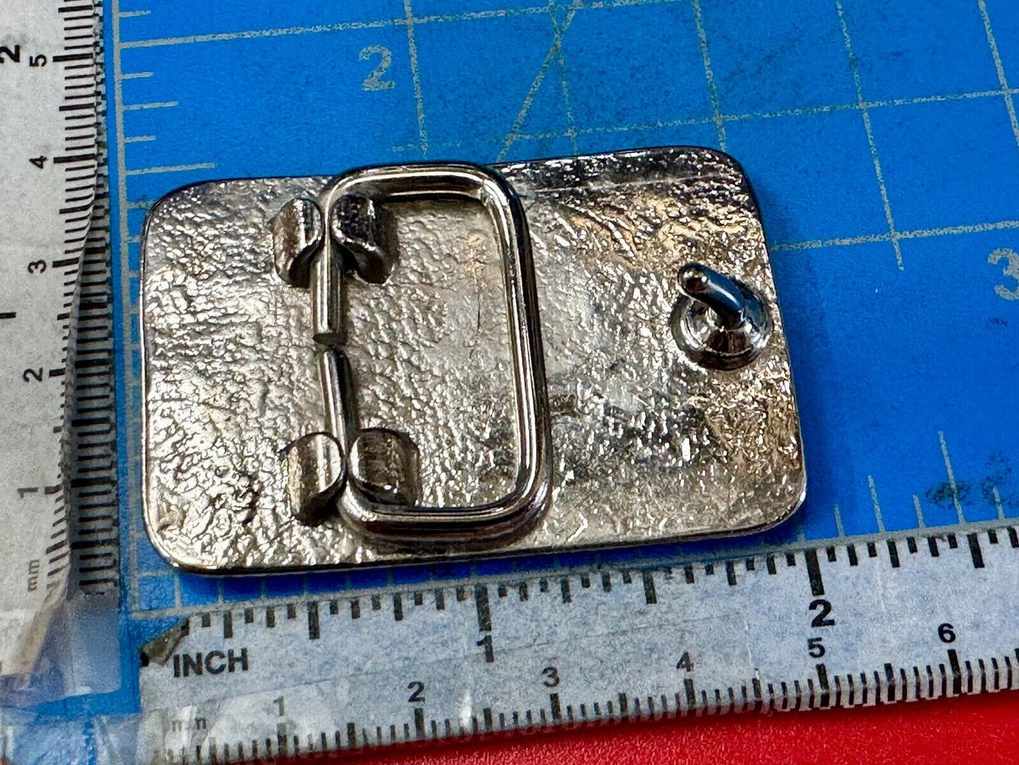Vintage flower theme etched rectangular western gold tone belt buckle