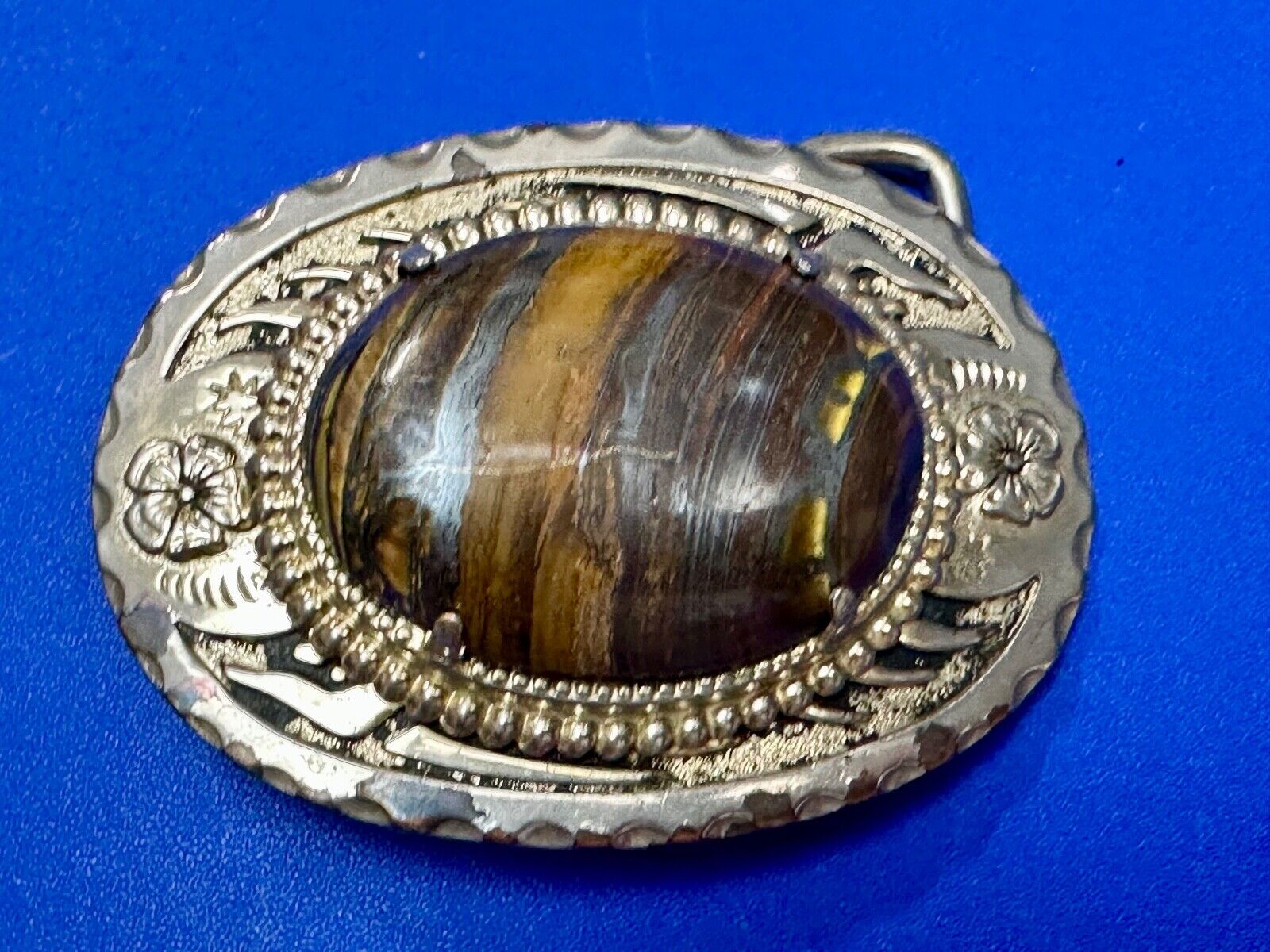 TIGER IRON Vintage Cabochon Cab Stone Centerpiece on Western Belt Buckle