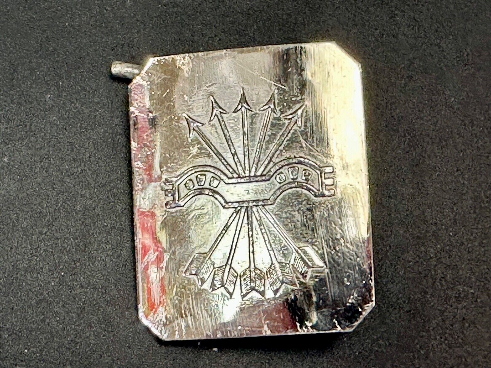 The 5 Arrows Hotel?  Waddesdon Manor? England Family Embalm? Antique belt buckle