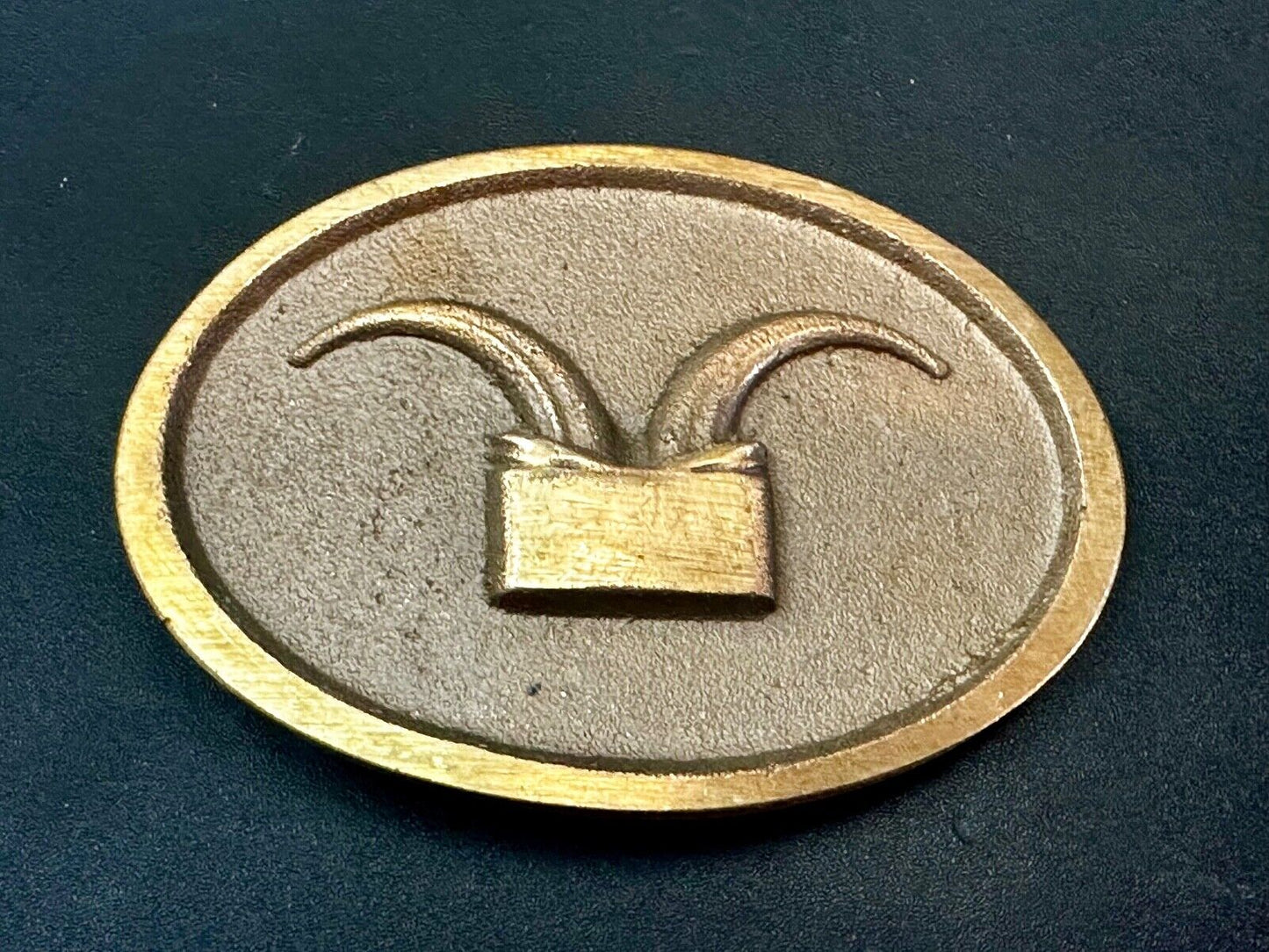Abstract Ram Horn Ranch Symbol Vintage Western Oval Belt Buckle