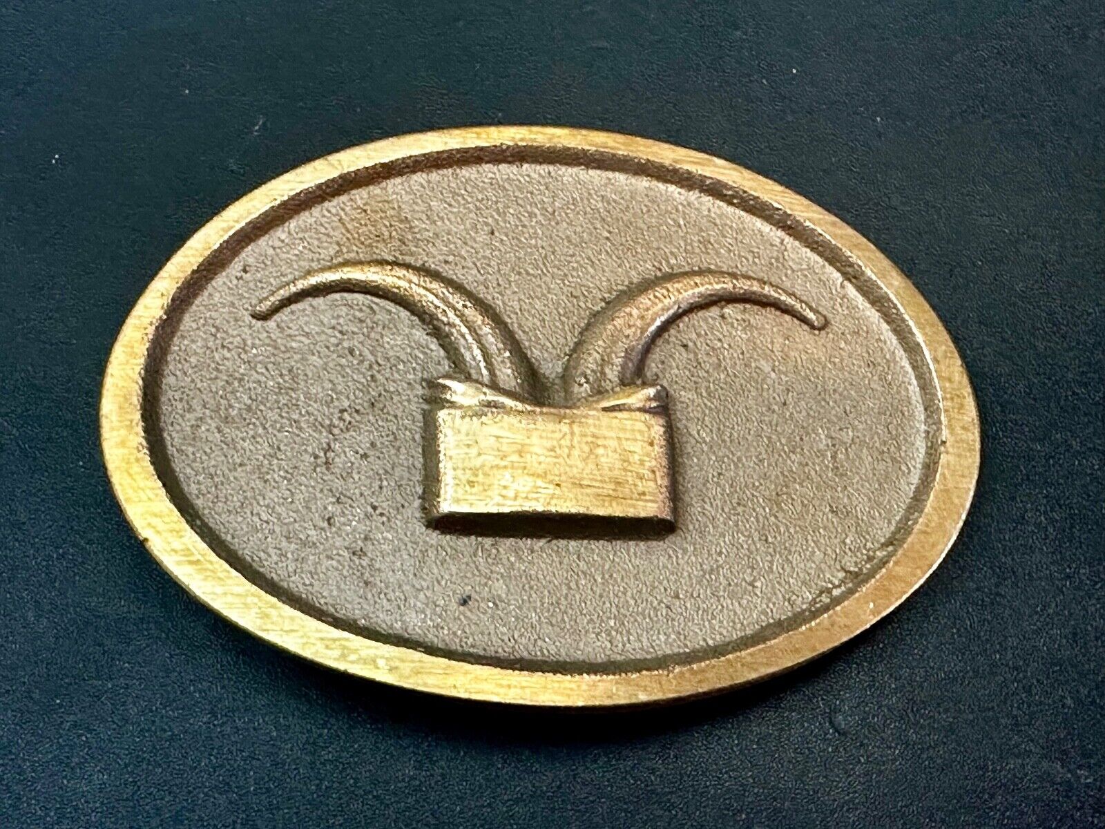 Abstract Ram Horn Ranch Symbol Vintage Western Oval Belt Buckle