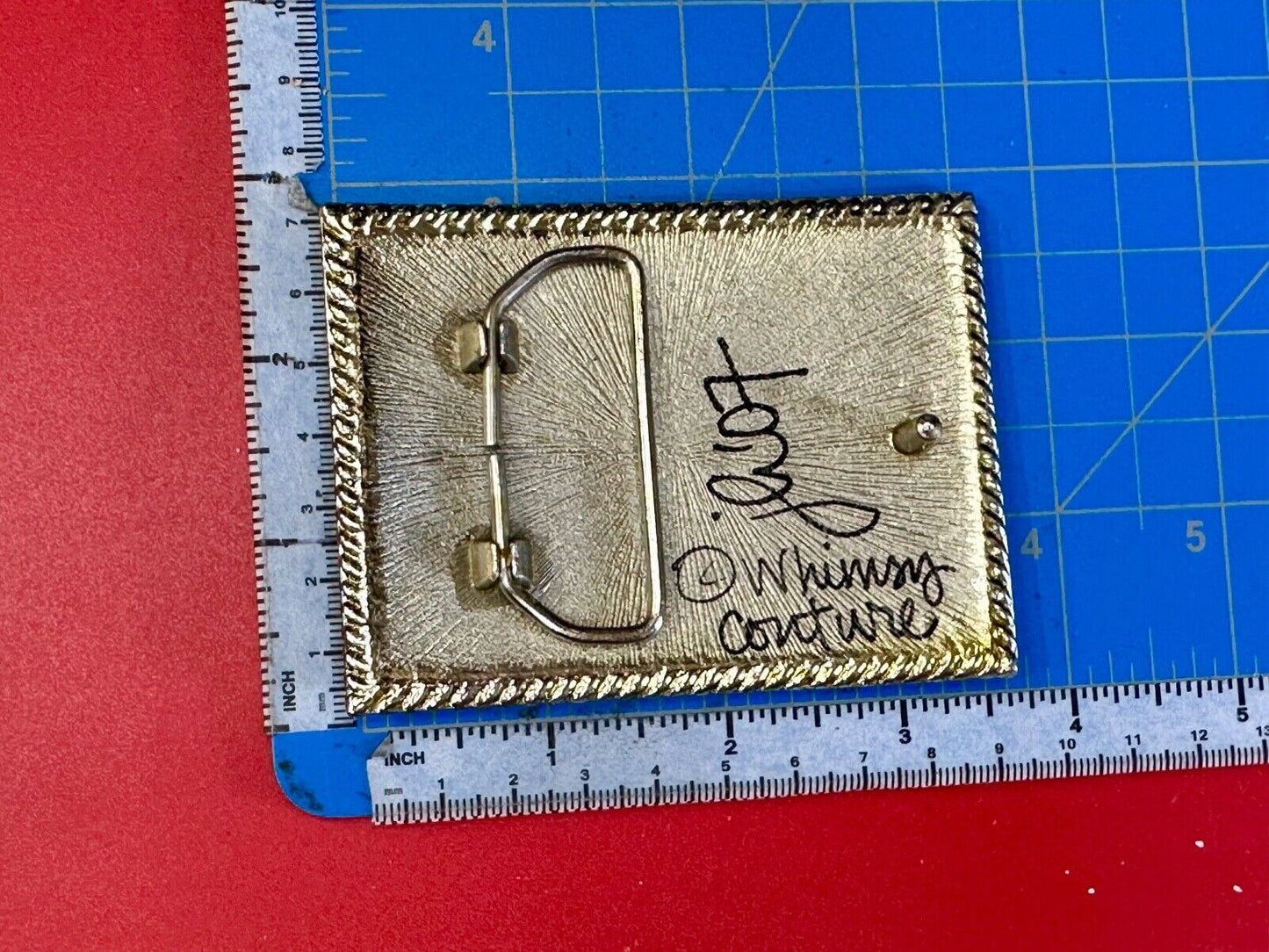 Unique Theatre Stage Show artisan belt buckle - Throw me something mister!