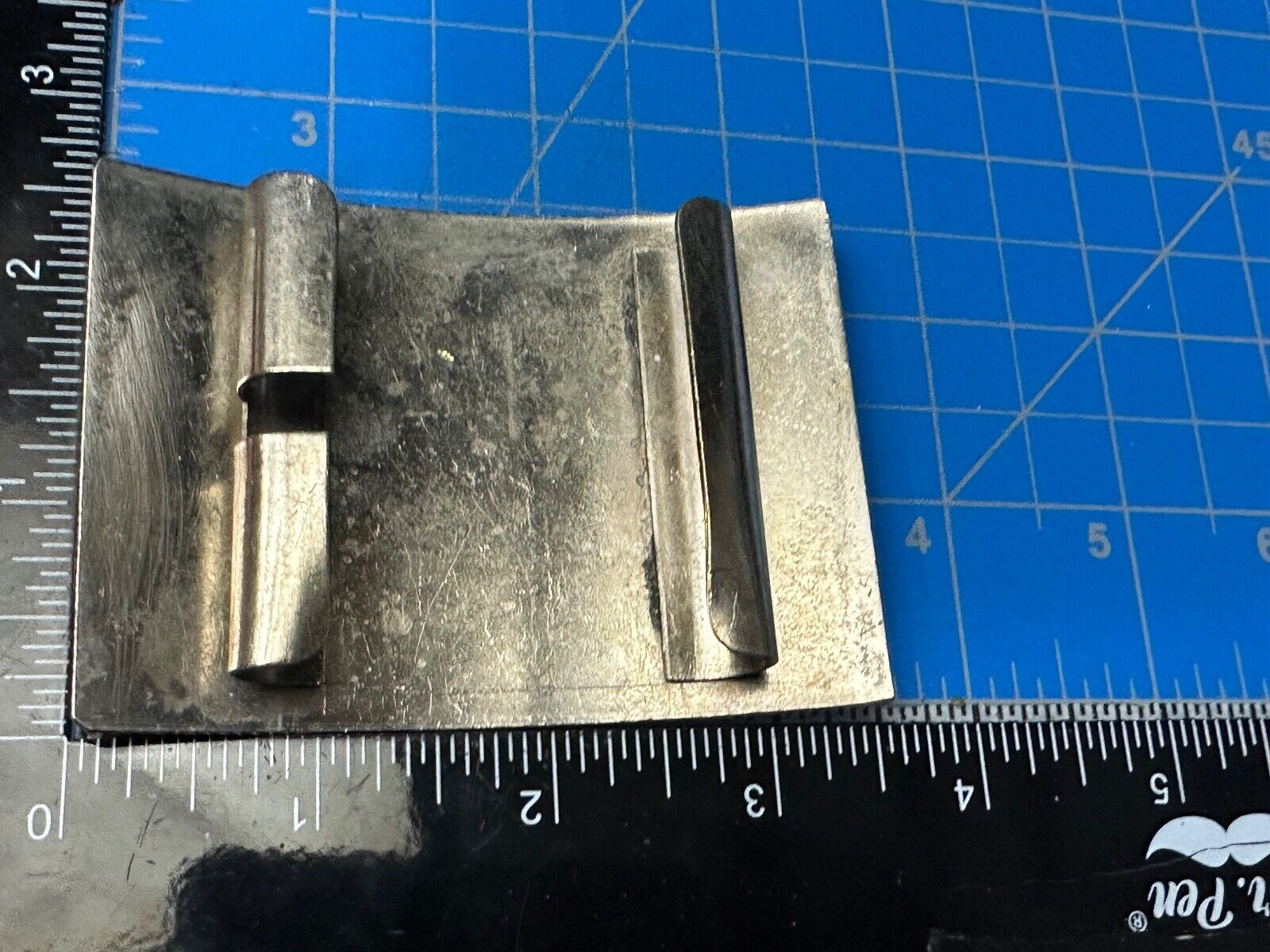 Unknown to me - Silver color belt slide / buckle for craft project or wear!