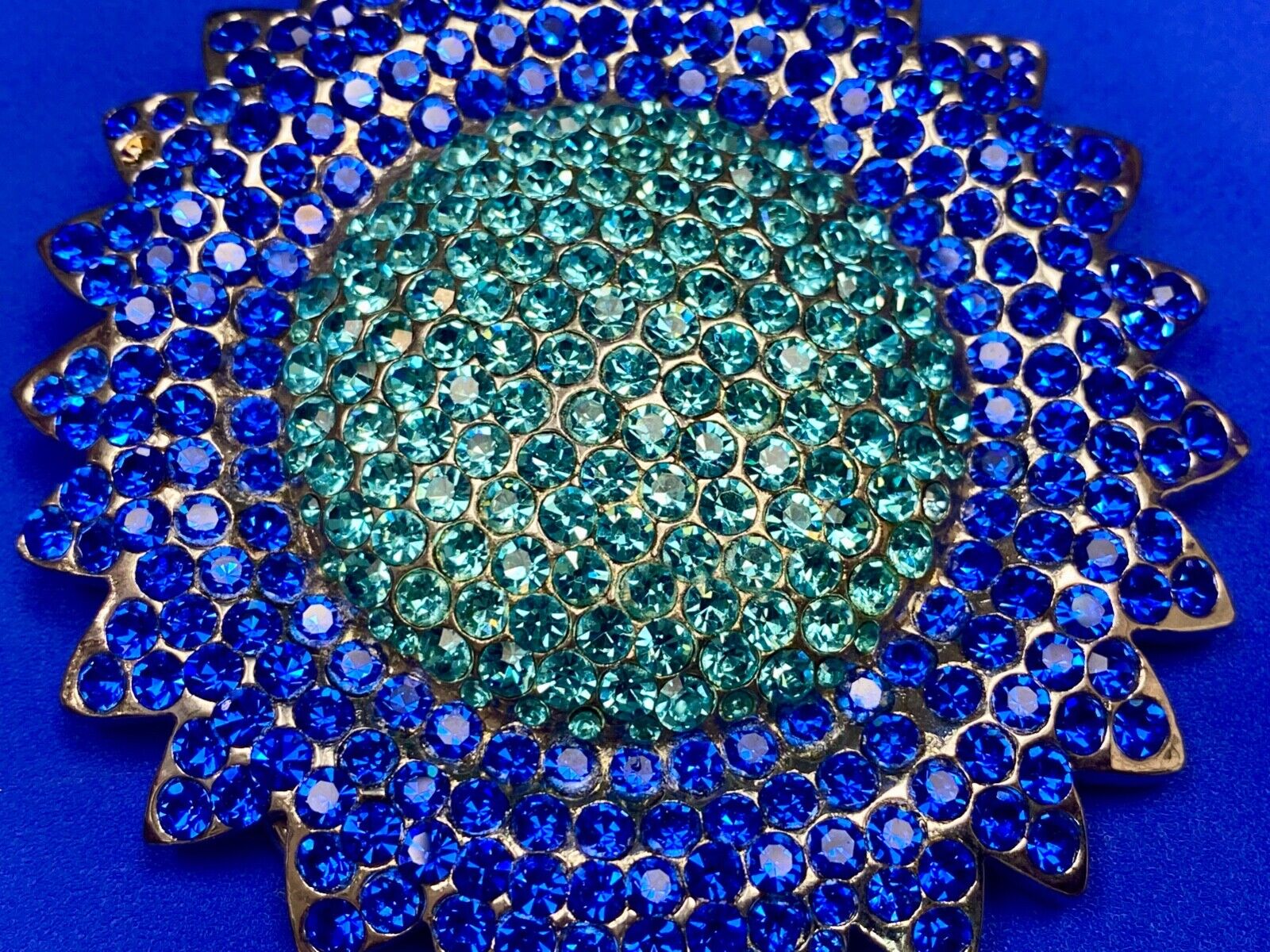 A Blue Green Sea Of Rhinestones - Starburst Cutout Belt Buckle