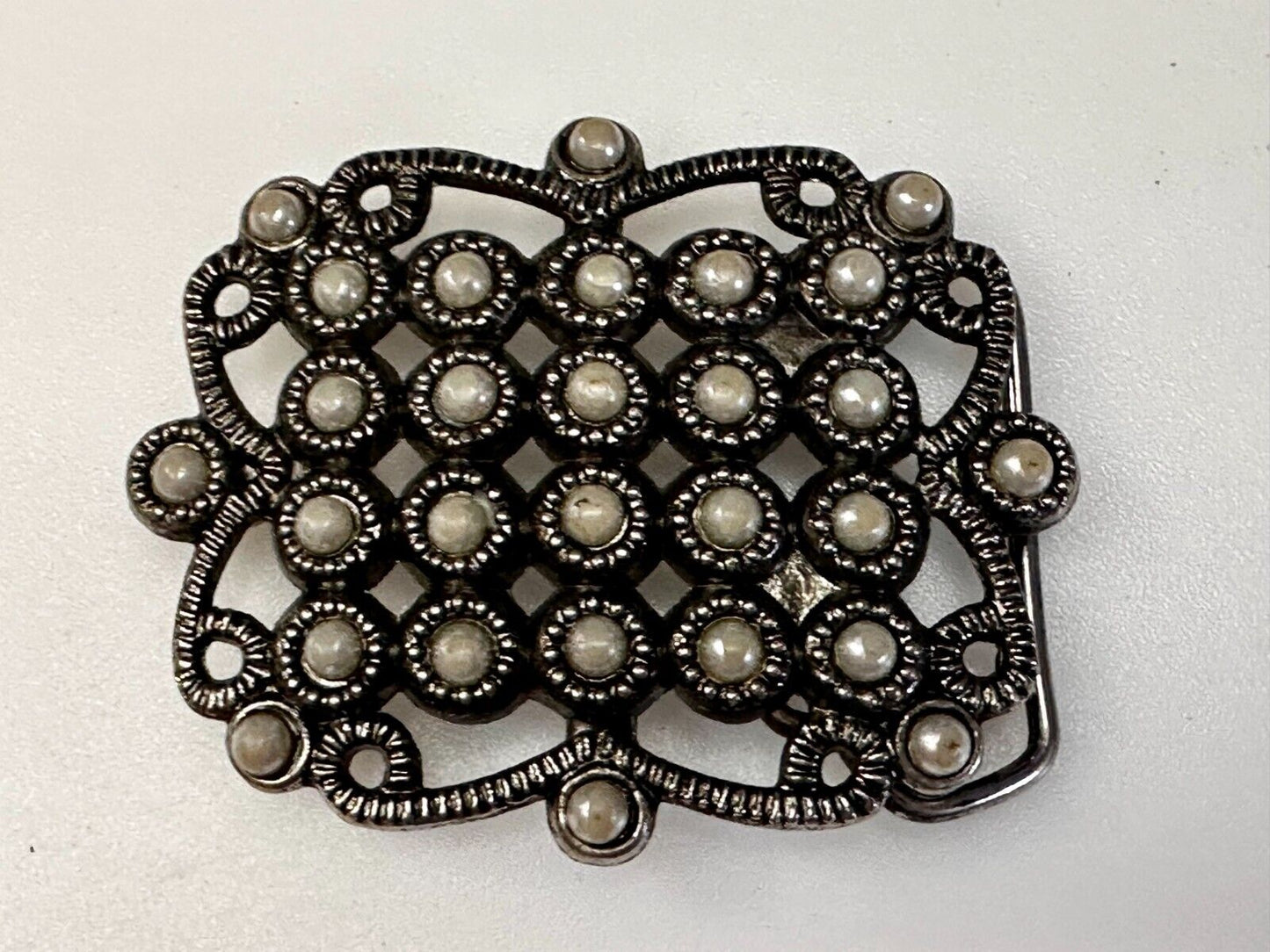 Victorian Style Faux Pearl Accented See-Trough Gray Metal Belt Buckle