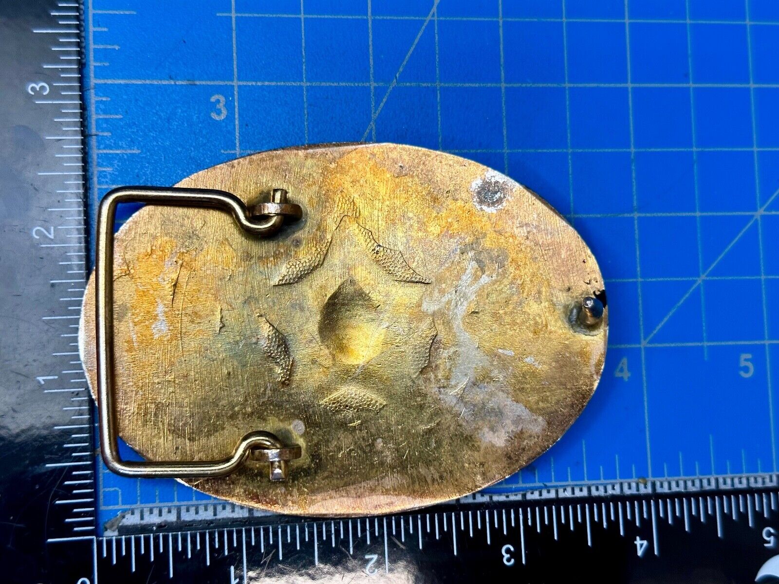 TEXAS State Pride - RAISED 3D STAR centered in brass tone oval Belt Buckle