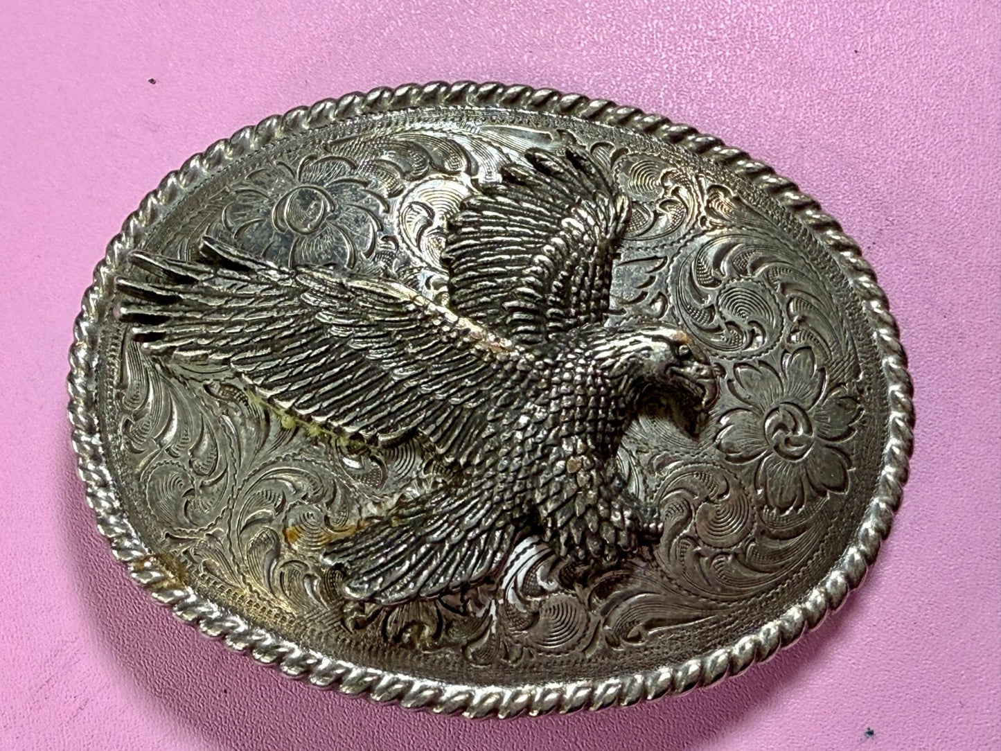 American Bald Flying Eagle Patriotic Flower Swirl Ornate Western Belt Buckle