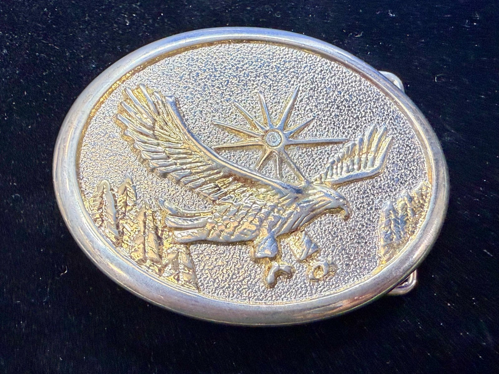 American Bald Eagle Flying Hunting with Patriotic Starburst Vintage Belt Buckle