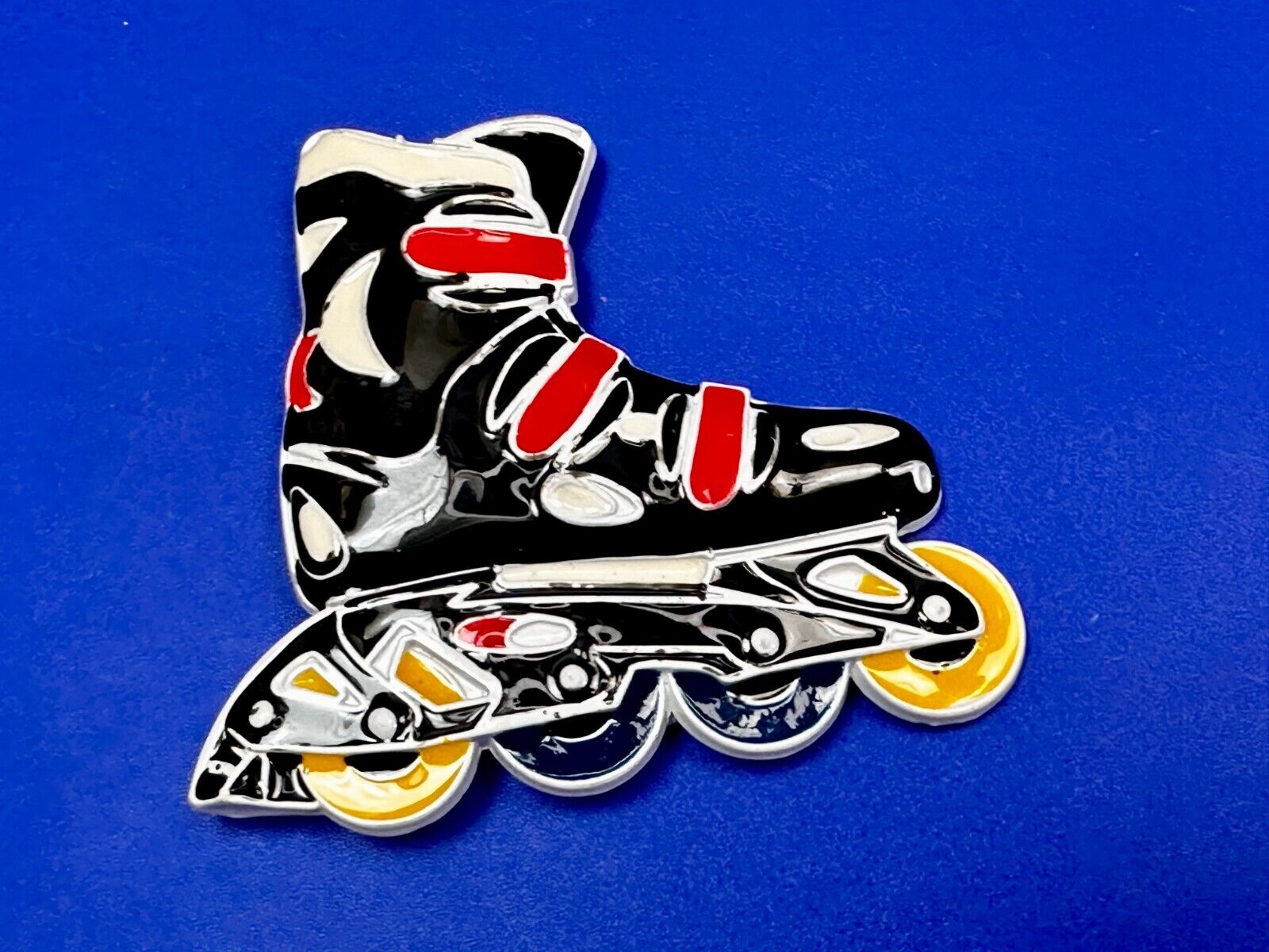 Unique Roller Skate Figural Skating Roller Derby Sports Cutout Belt Buckle