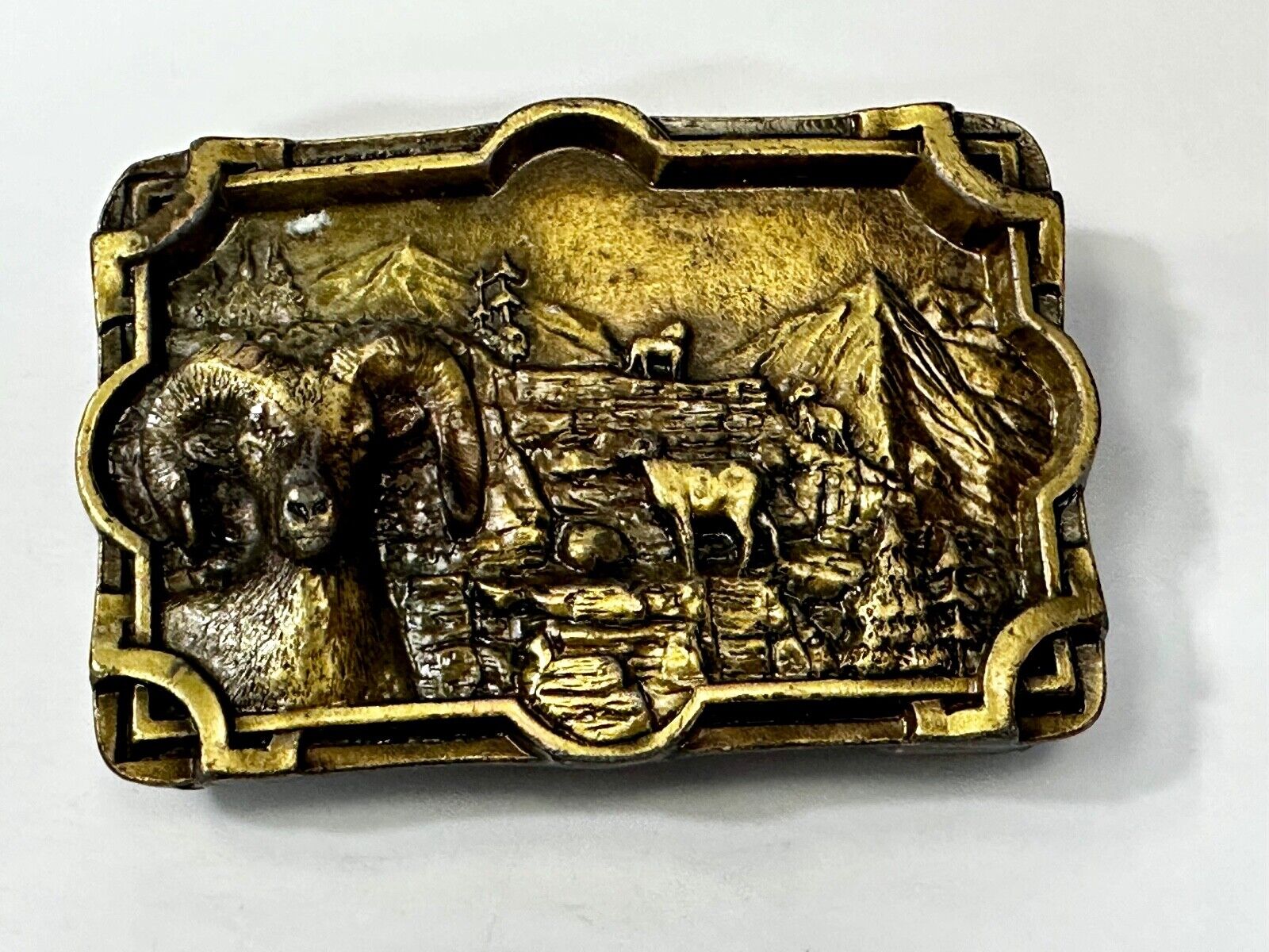 Bighorn Ram Mountain Goat Sheep Wildlife Scene  Vintage Hand Cast?  Belt Buckle