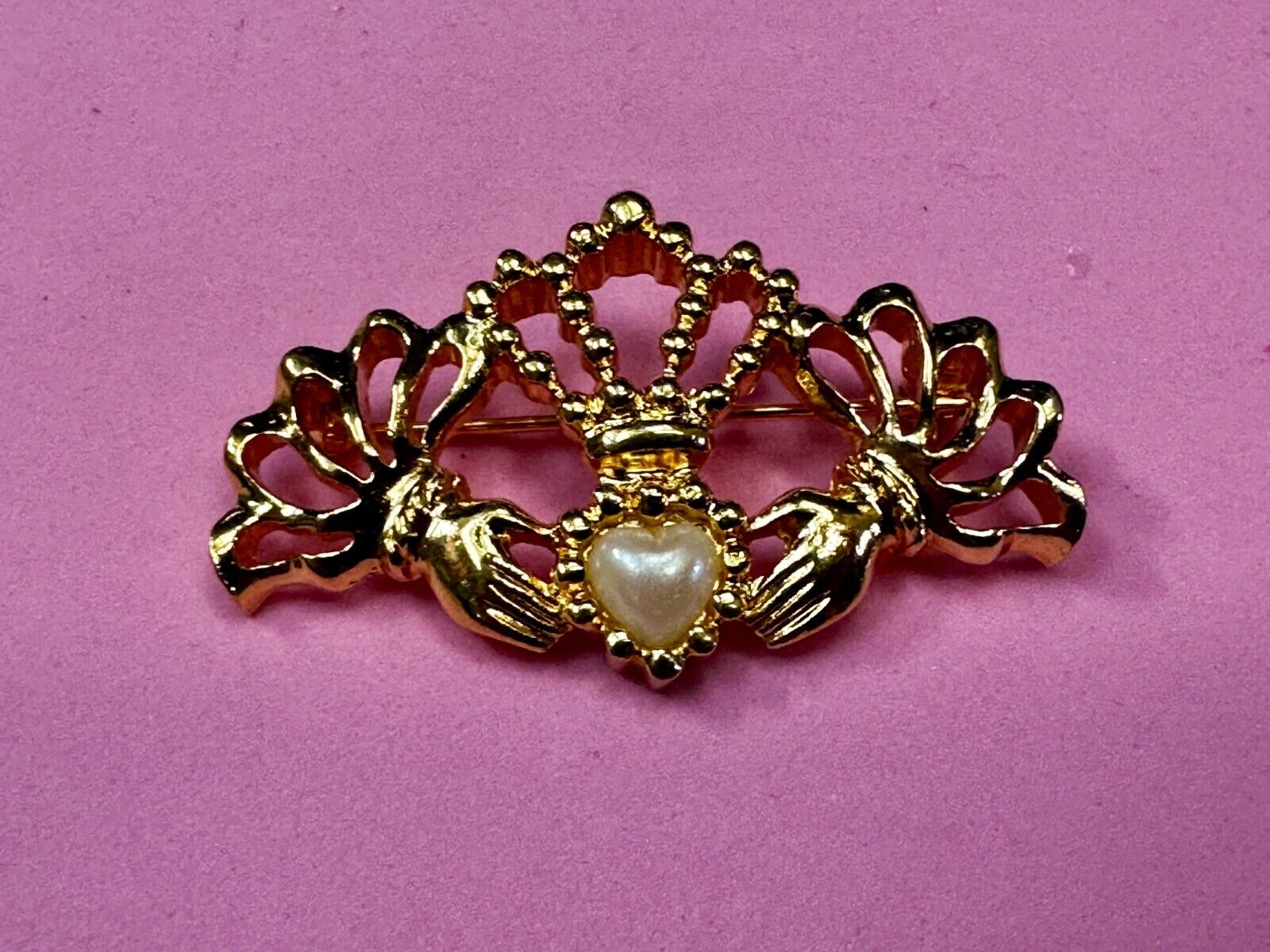 Vintage Avon Gold Tone Claddagh Faux Pearl Heart Hands Crown Pin Brooch