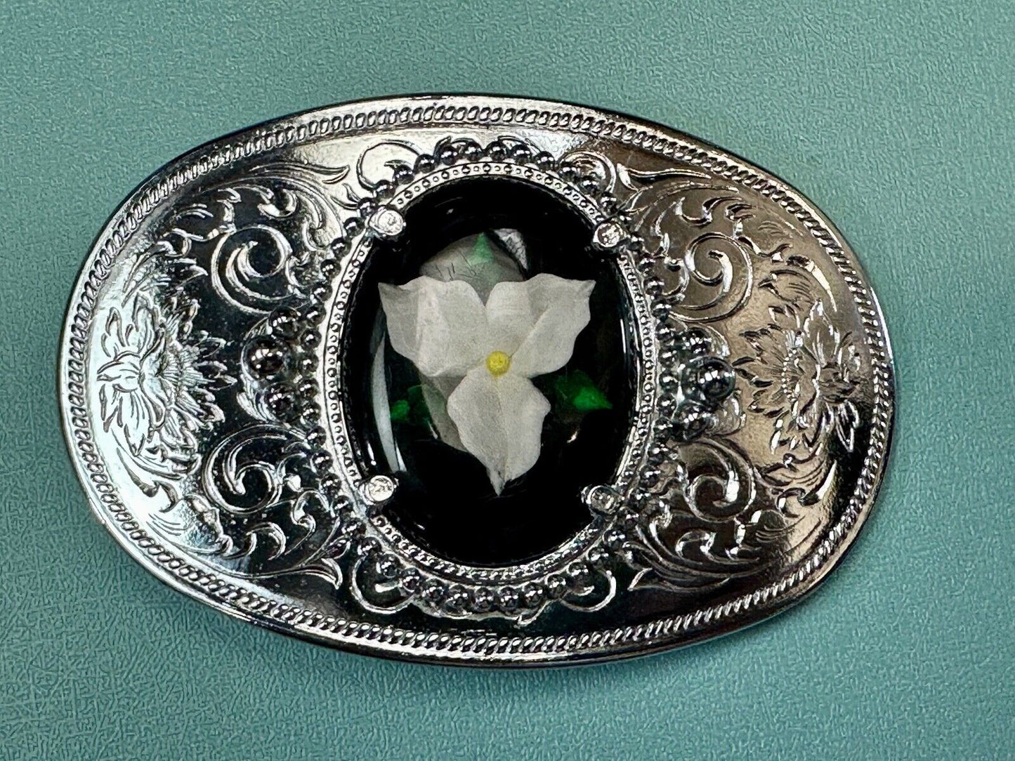 Beautiful Flower as Western oval centerpiece Cab Style belt buckle