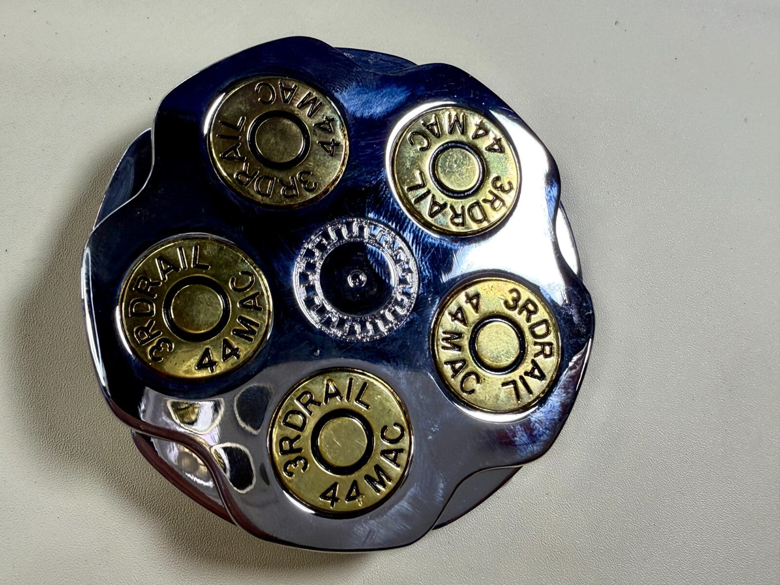 3RDRAIL Magnum 44 Revolver Gun Shell Bullet Moving Collectors Belt Buckle