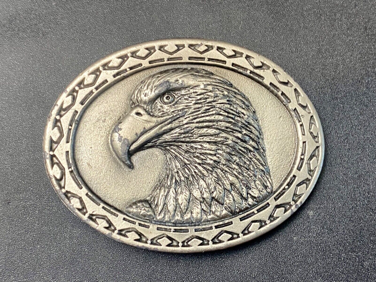 American Bald Eagle bust head with sharp beak Colorado silver star belt buckle