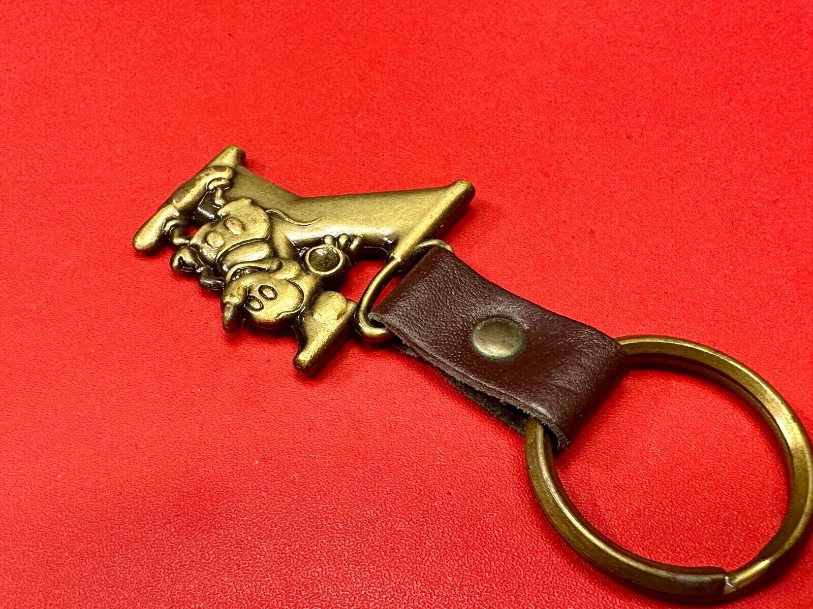 VINTAGE LETTER INITIAL Y  MICKEY MOUSE DISNEY KEYCHAIN BRASS and LEATHER FOB