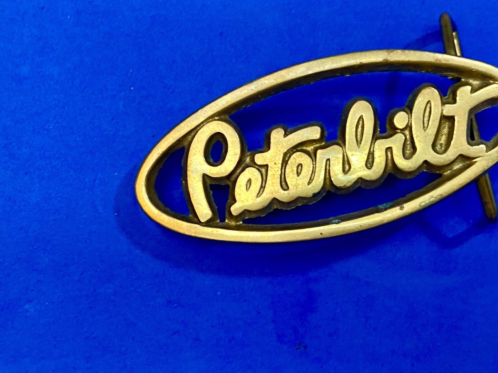 VINTAGE 1970s **PETERBILT** TRUCK ADVERTISEMENT SOLID BRASS SPELLED OUT BUCKLE 