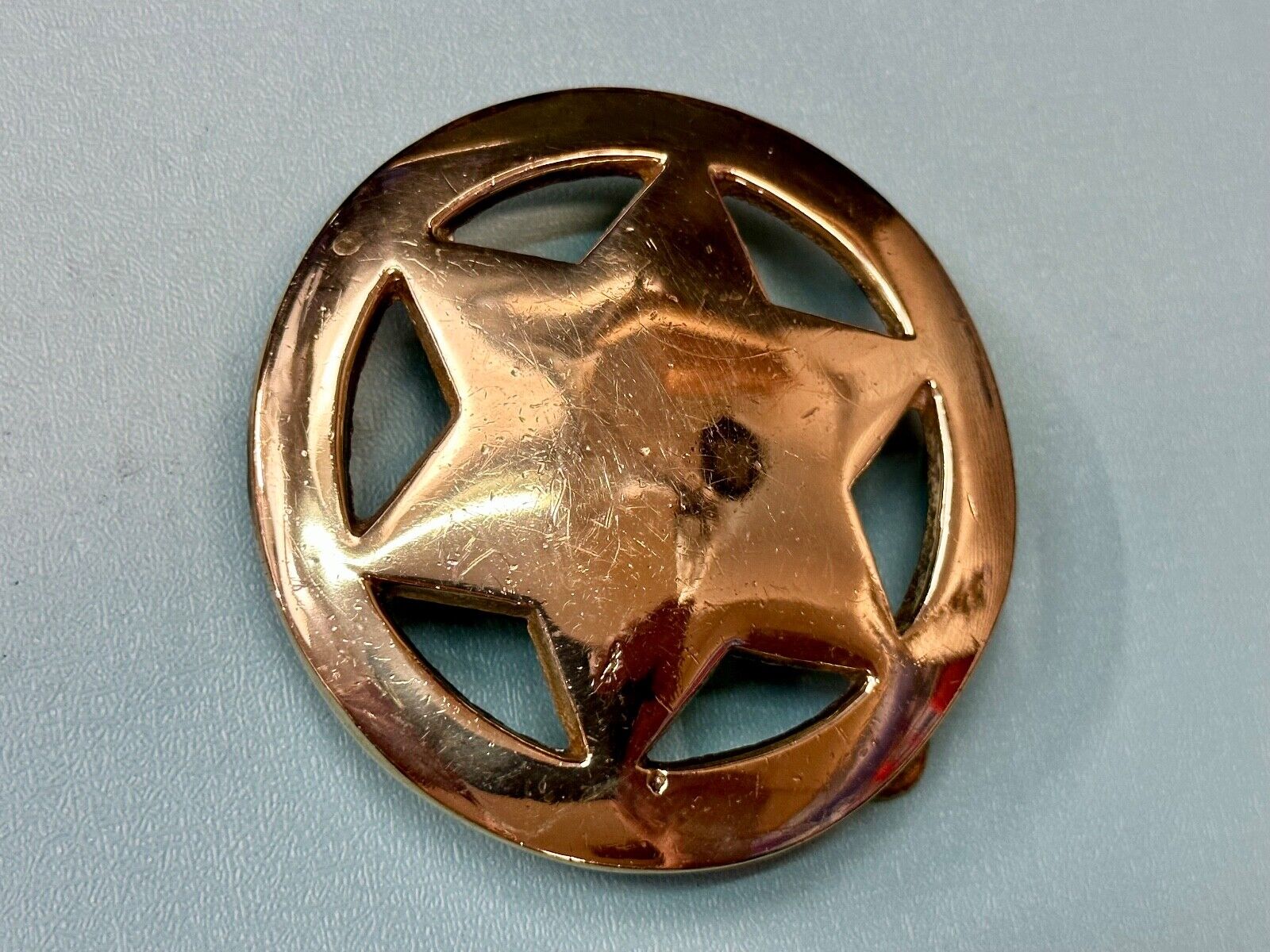 Badge Shaped Cutout Star in circle Vintage Solid Brass Belt Buckle