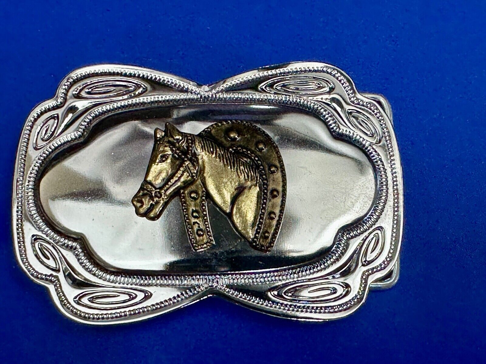 Beautiful NOS Horse head through lucky horseshoe -  Two tone belt buckle