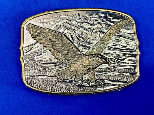 American Eagle Flying Hunting Diving Against Mountains Metal Belt Buckle 