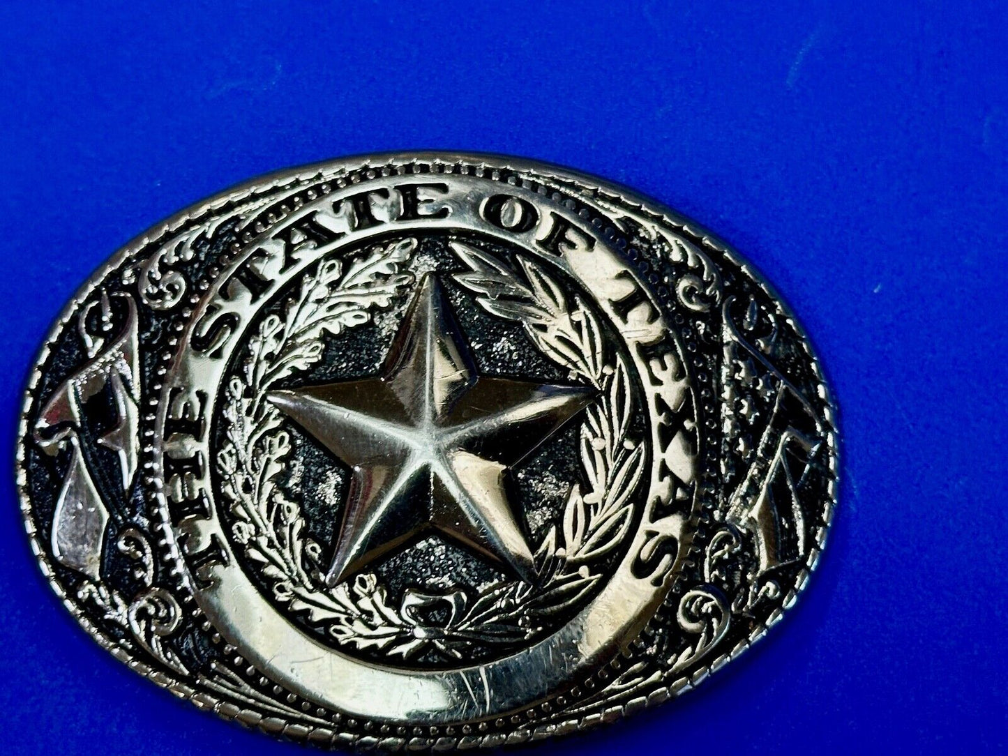 The great state of TEXAS - Tx Star Flag - Silver tone vintage belt buckle