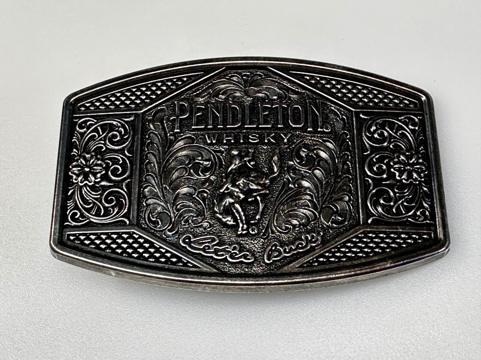2022 Pendleton Whiskey Let'er Buck Rodeo Cowboy Montana Silversmiths Belt Buckle