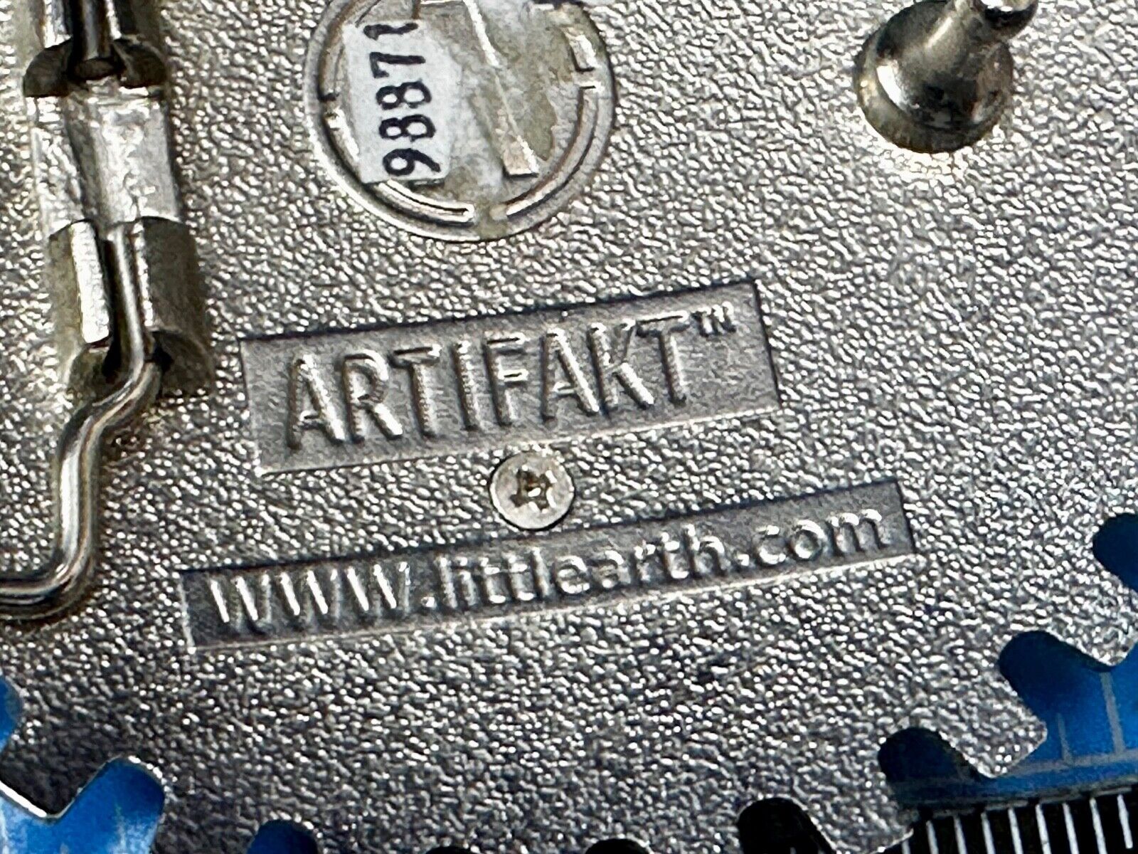Uk Flag Vintage Gear shaped Silver Tone Belt Buckle by Artifakt