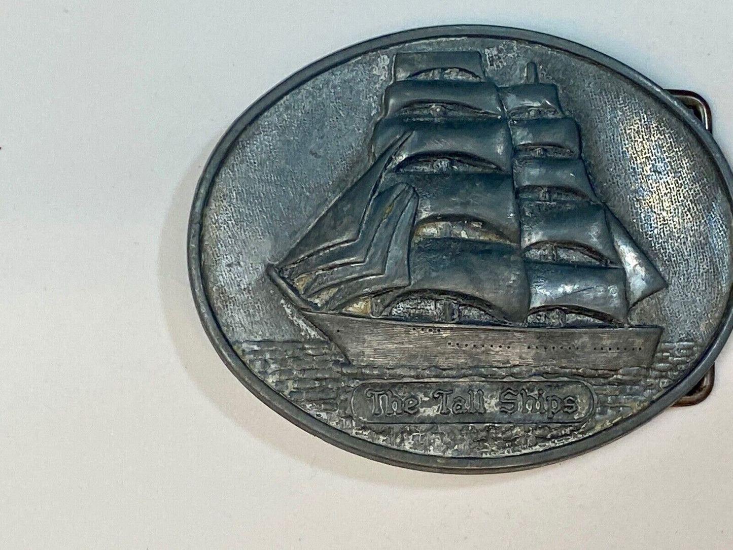 1970 's THE TALL SHIPS SILVER TONE SAIL BOAT COLLECTIBLE BELT BUCKLE