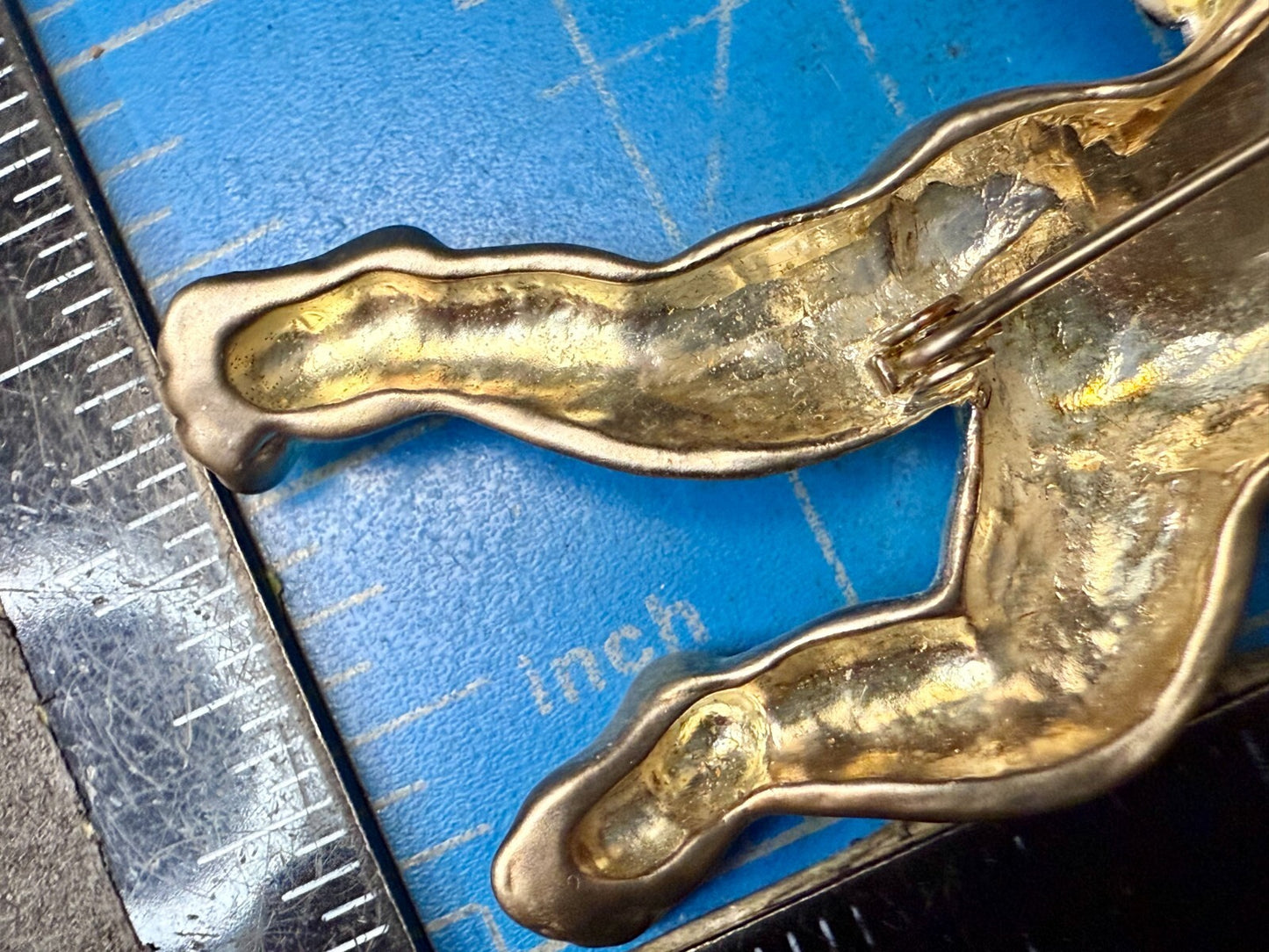 Angel Heart Cupid Bow & Arrow Christmas Holliday Vintage Gold Tone Brooch Pin