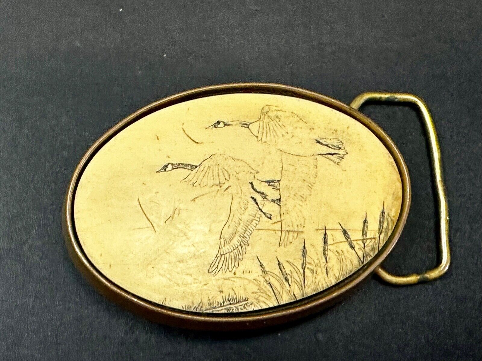 Two flying Ducks - Faux Scrimshaw Drawing Style Vintage Belt Buckle by Barlow