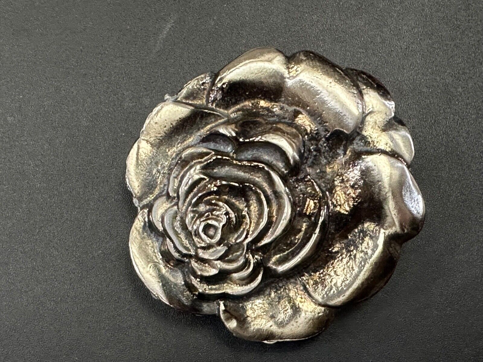 Artisan flower Rose - Vintage silver tone figural belt buckle