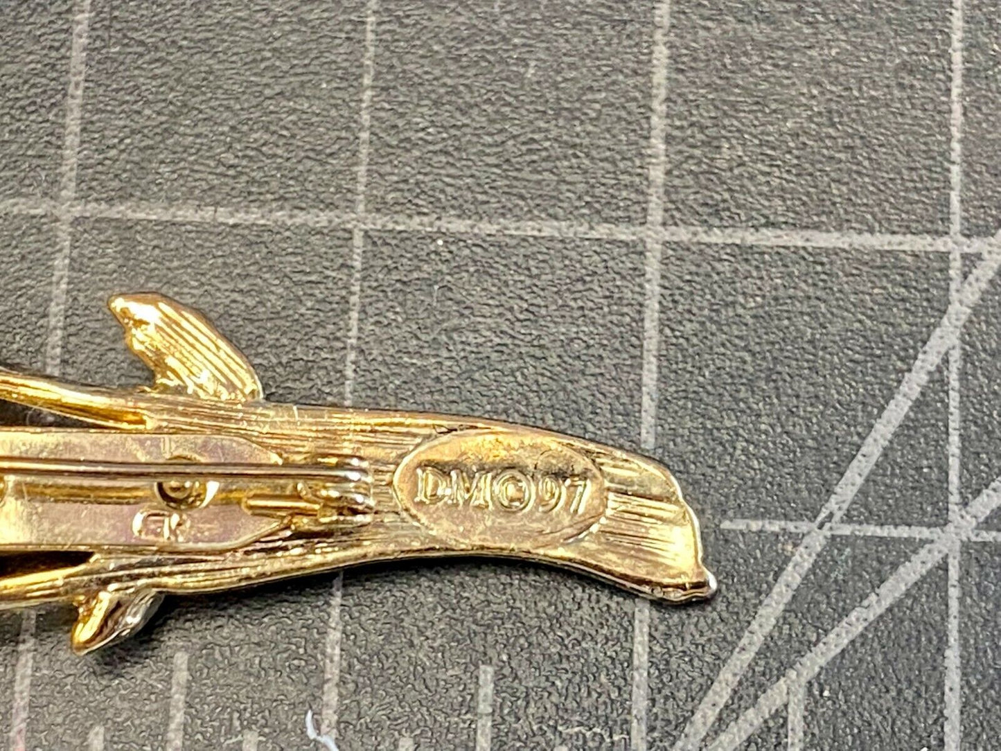 Vintage Danbury Mint For Avon Red Rose Bouquet Brooch Dm 97 Gold Plated Broach