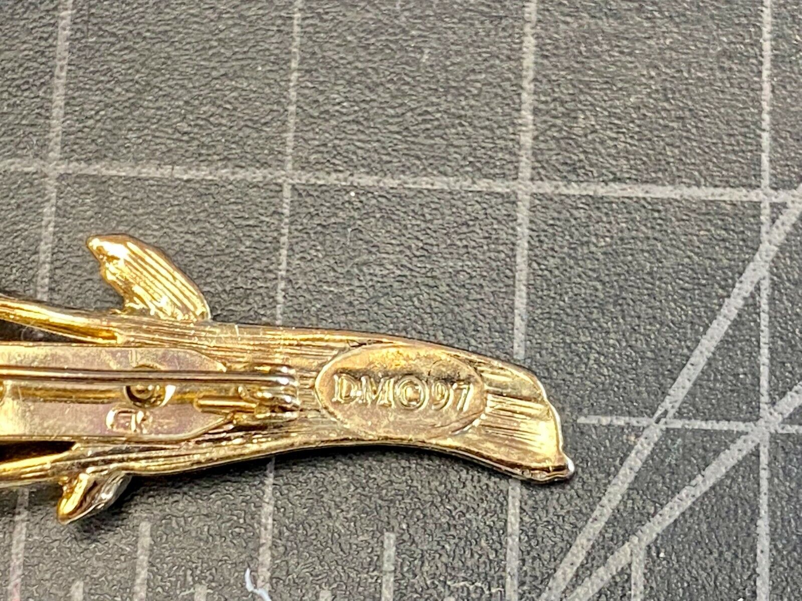 Vintage Danbury Mint For Avon Red Rose Bouquet Brooch Dm 97 Gold Plated Broach