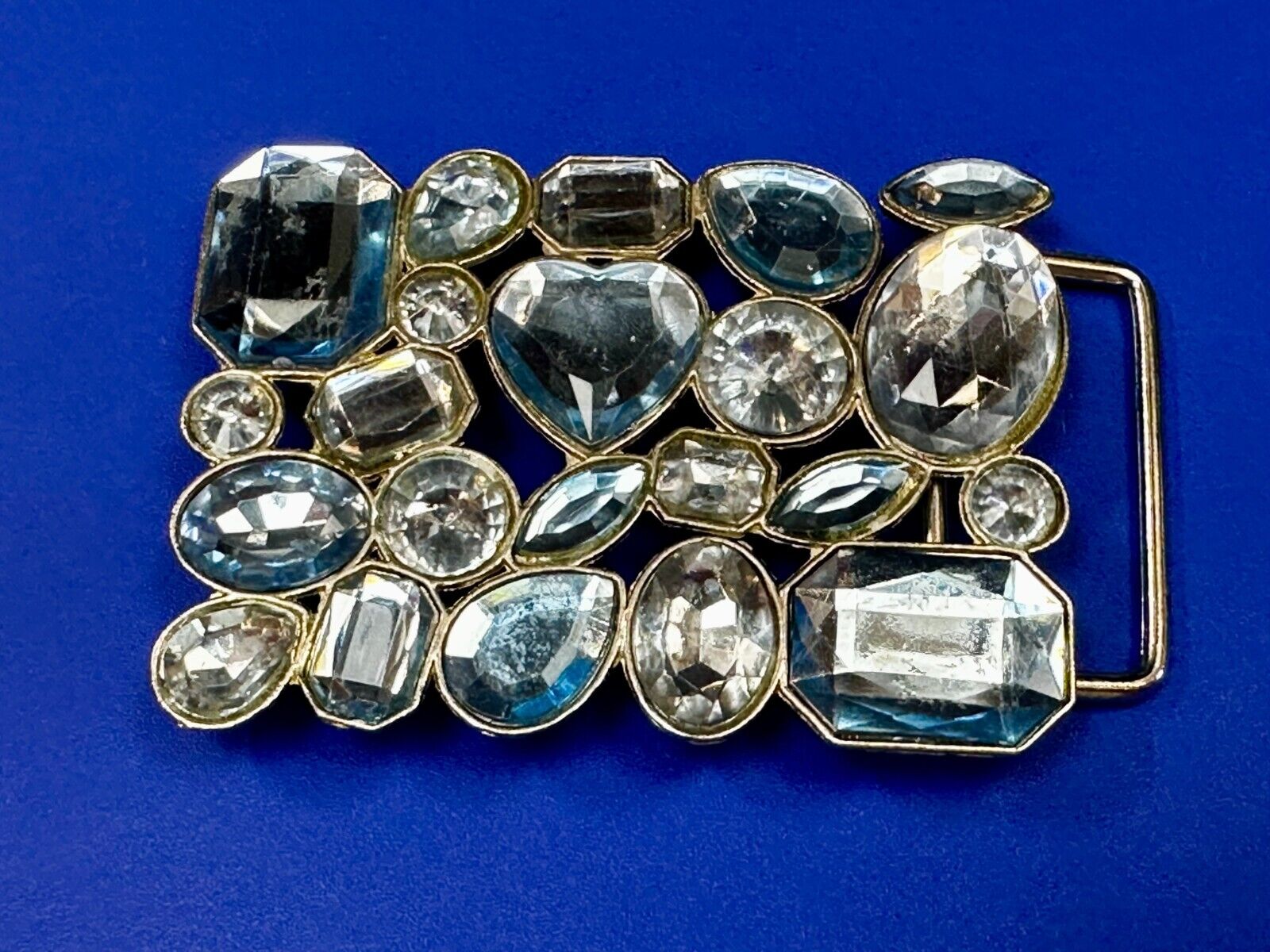 Unique Large Rhinestone's? Covering See Through Silver Tone Belt Buckle
