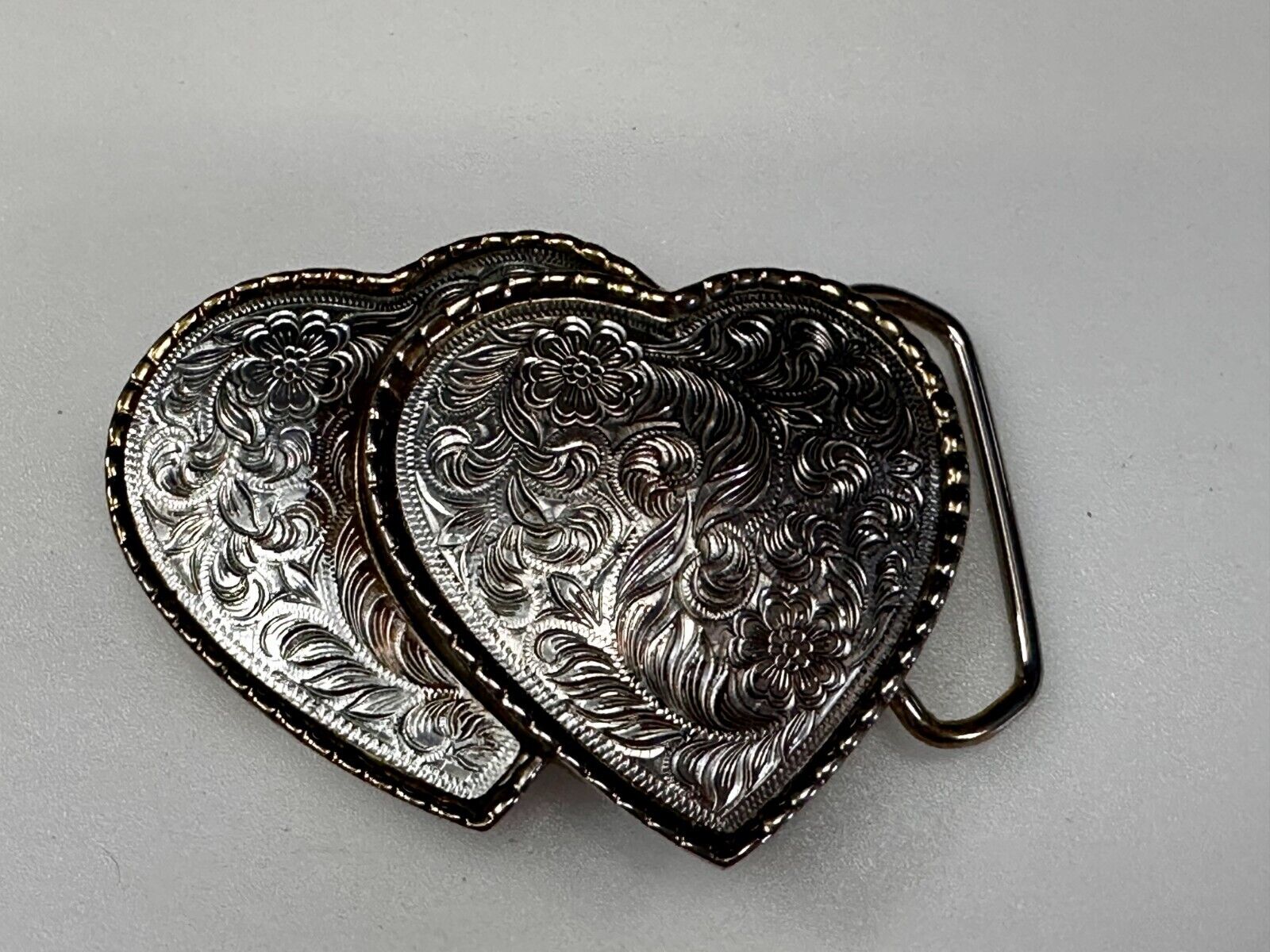 Twin Dual Hearts Flower Swirl Floral Theme Etched Western Belt Buckle W USA