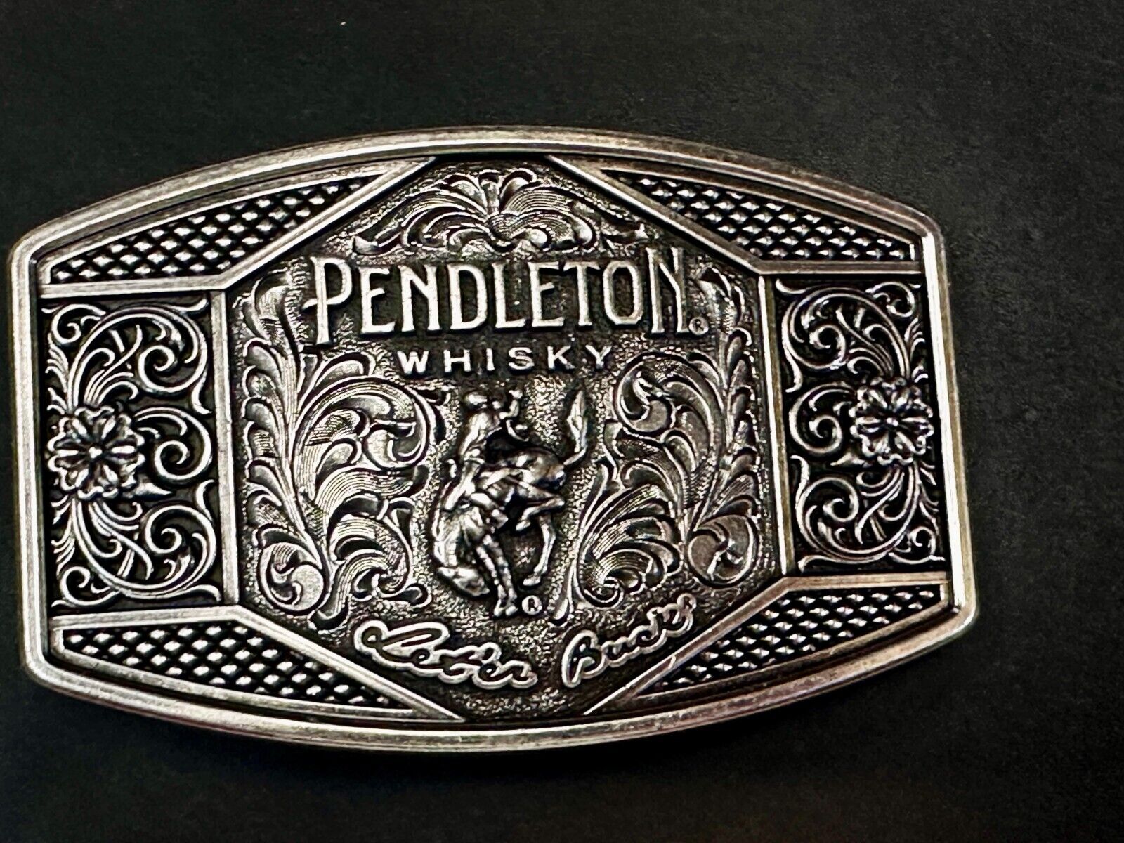 2022 Pendleton Whiskey Let'er Buck Rodeo Cowboy Montana Silversmiths Belt Buckle