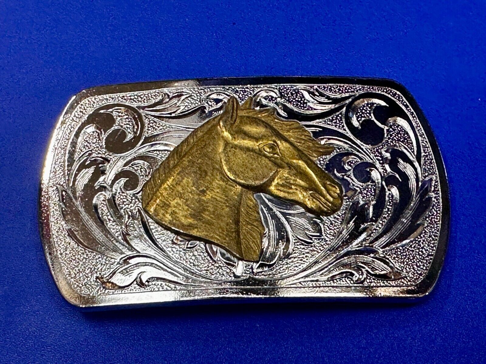 Two Tone Horse Head Vintage Western Flower Swirl Design Belt Buckle