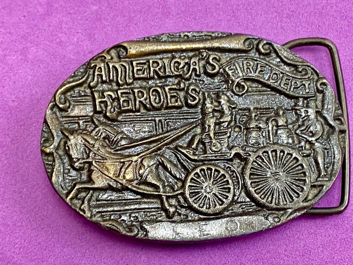 AMERICAS HERO'S VOLUNTEER FIREMAN FIRE DEPARTMENT VINTAGE BELT BUCKLE
