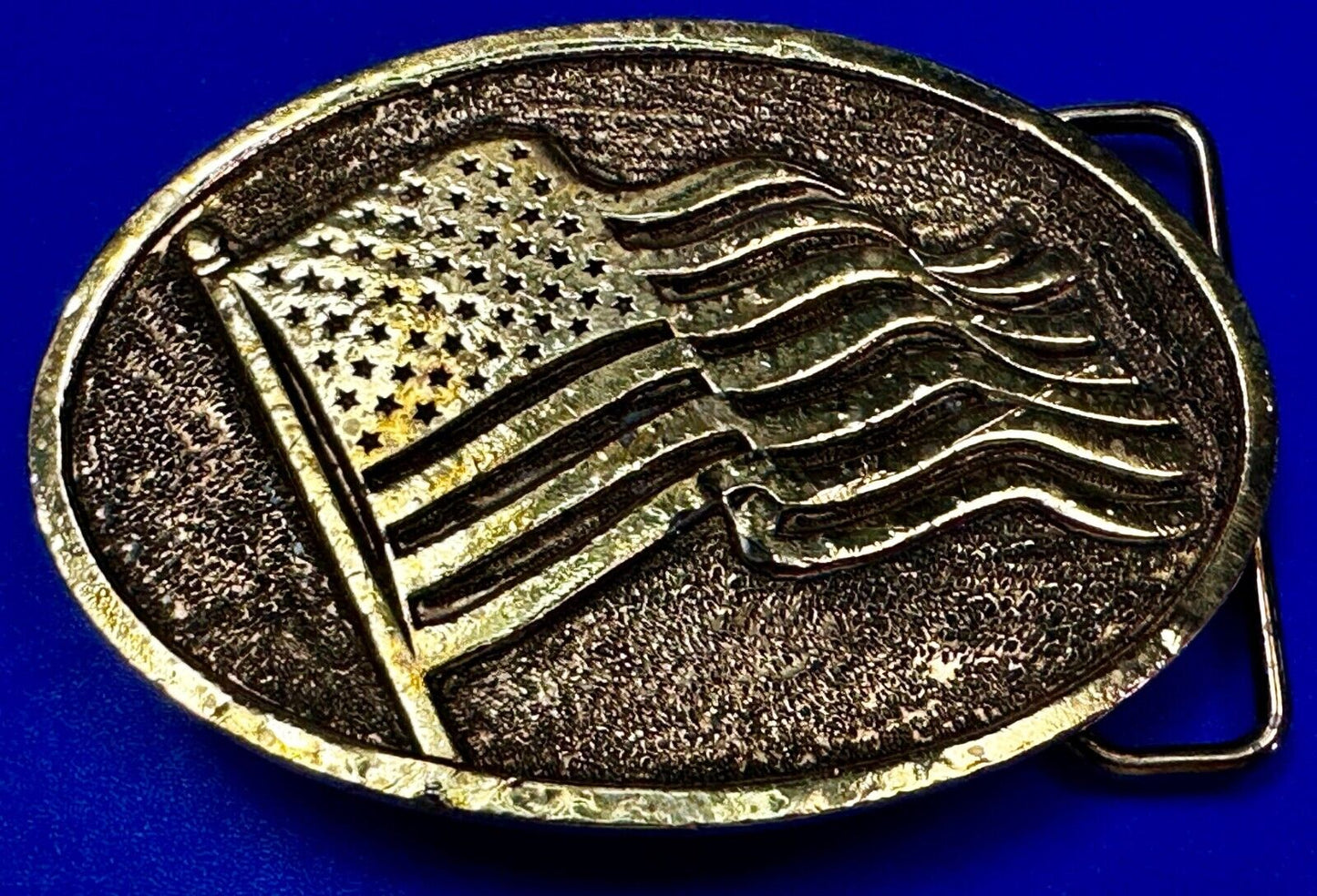American Flag Patriotic Gold Tone Vintage Oval Belt Buckle by Adezy