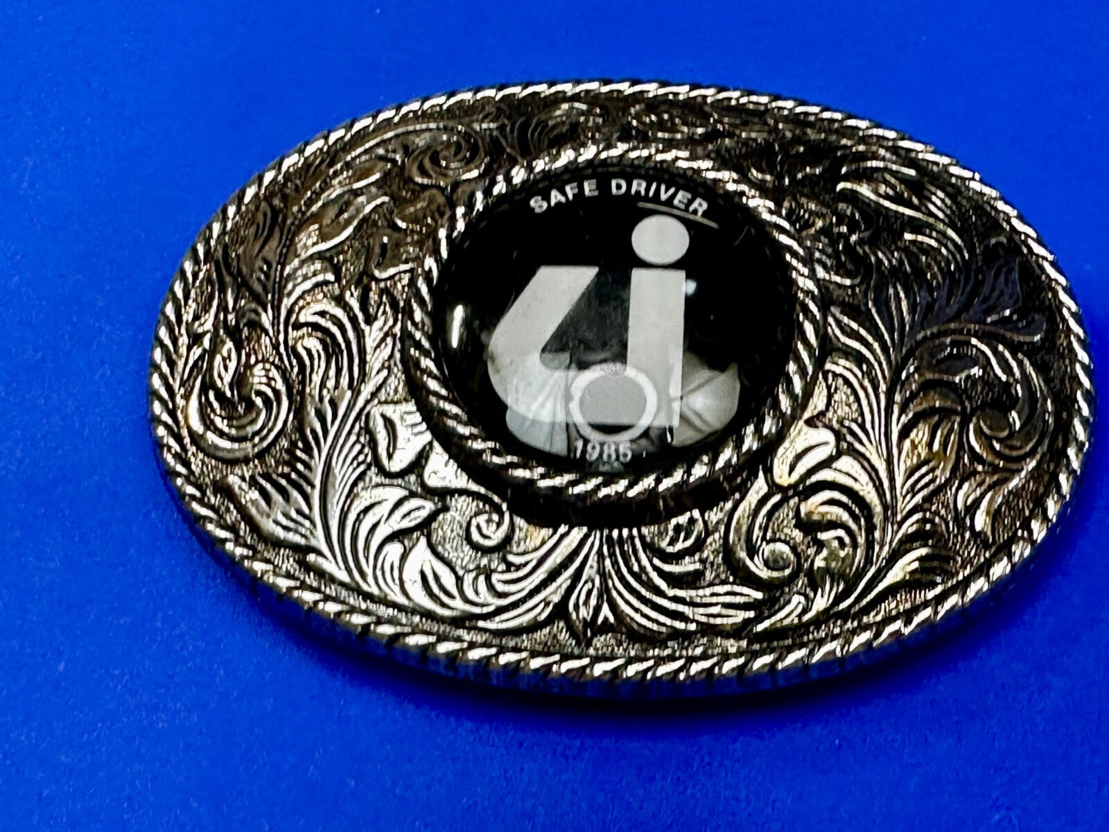 UI Safe Driver 1987 Safety Award Swirl Ornate Western Style Vintage Belt Buckle