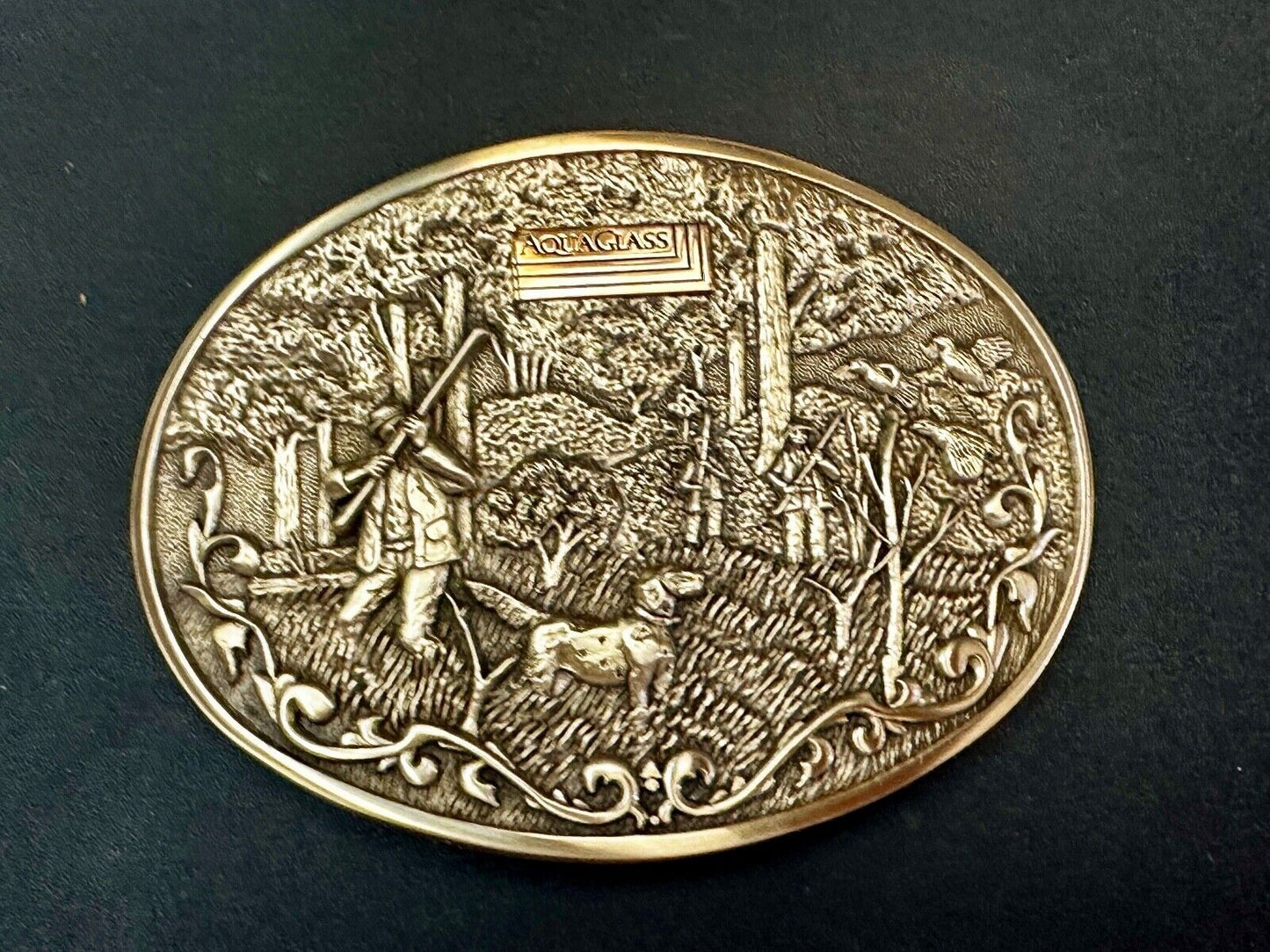 AQUAGLASS  10k Gold Emblem Hunting Dog OC Tanner Solid Brass Belt Buckle in case