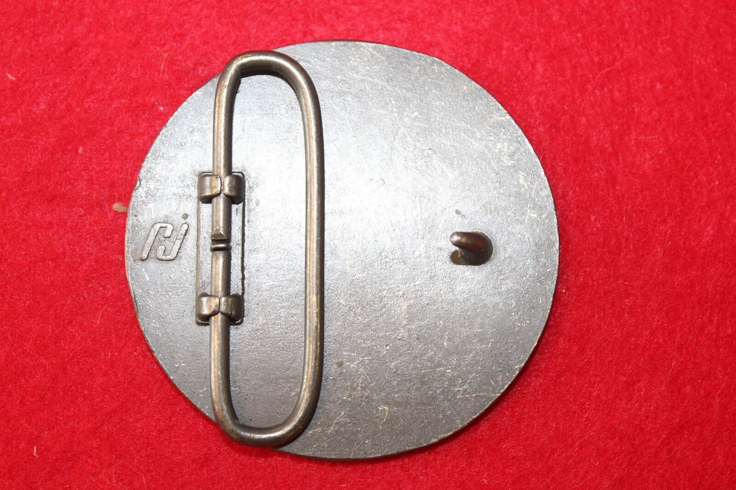 4TH RECRUITING  BRIGADE  BELT BUCKLE US ARMY   Signed RJ