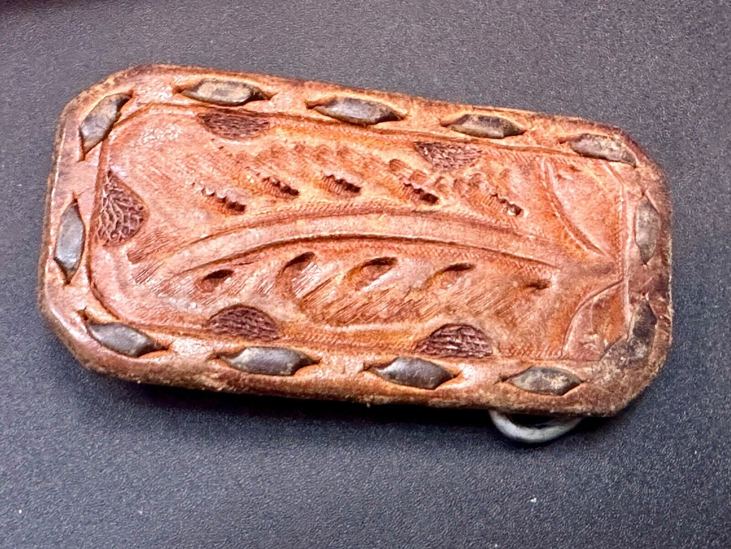 Vintage leaf pattern on stitched multi layer leather rectangular belt buckle