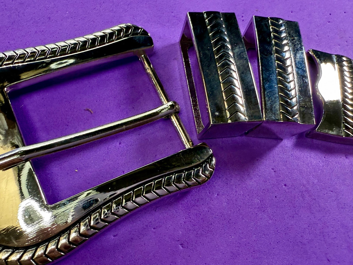 4 pc Ranger Set - Two Loops and Tip W/ Screws Large Reflective New Belt Buckle