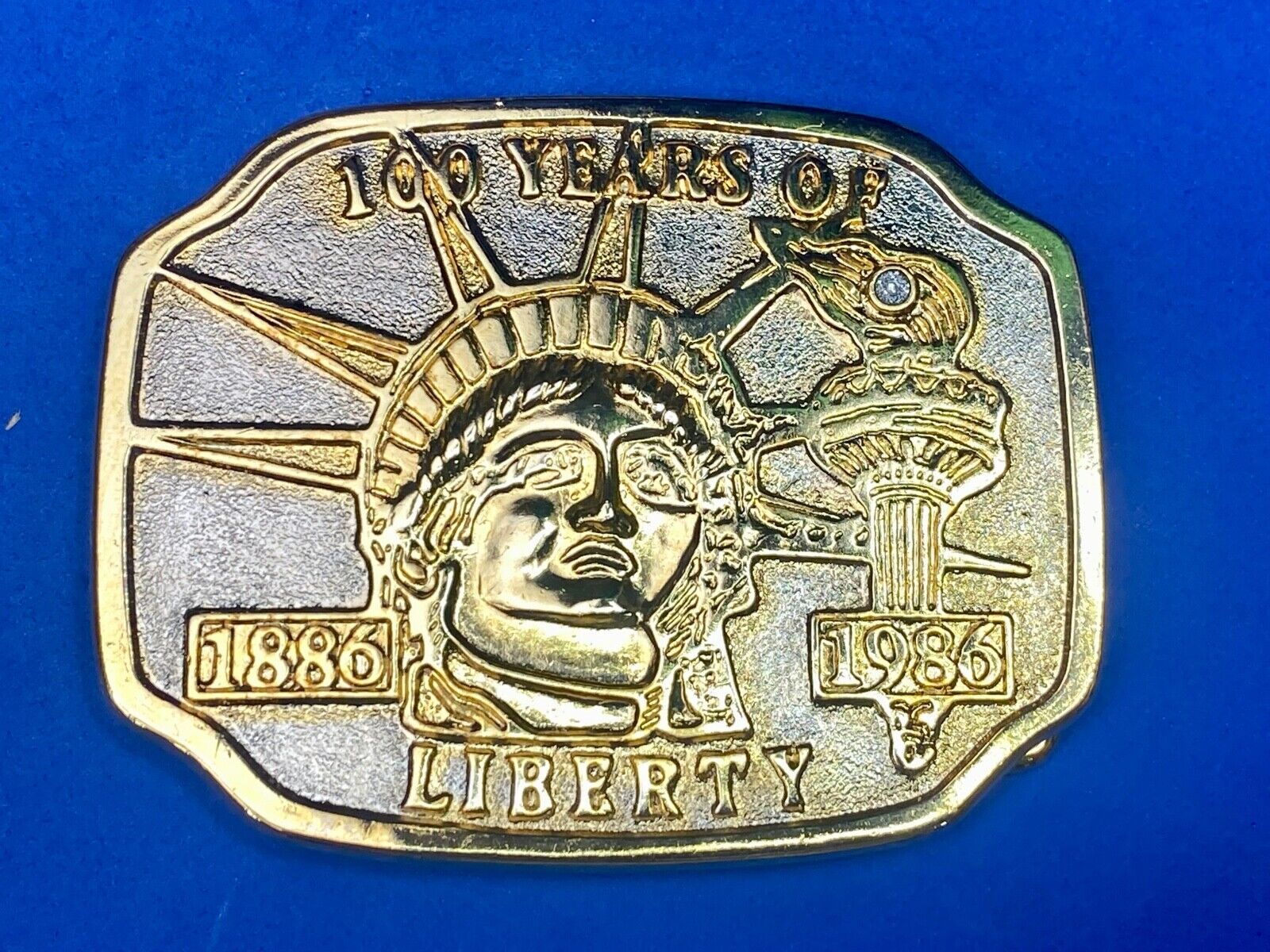  100 Years Of Liberty 1986 Belt Buckle Gold And Silver Color Lady Statue Torch 