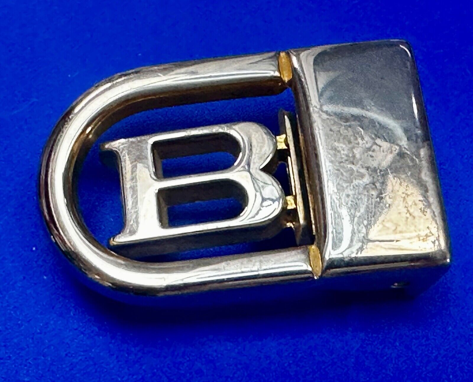 B - Letter Initial Monogram Vintage Gold tone swing arm small belt buckle