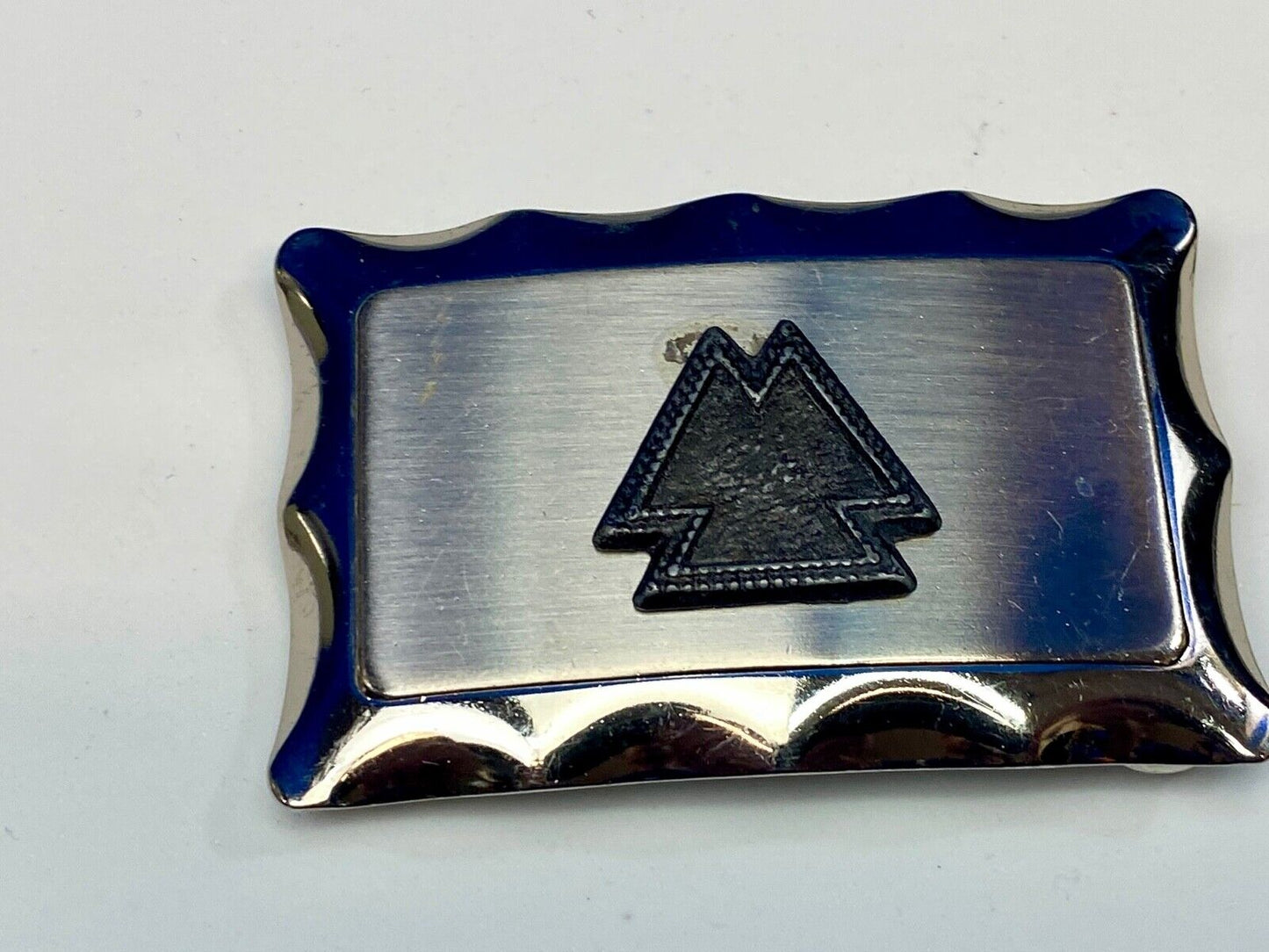 Two arrow symbol vintage western belt buckle 