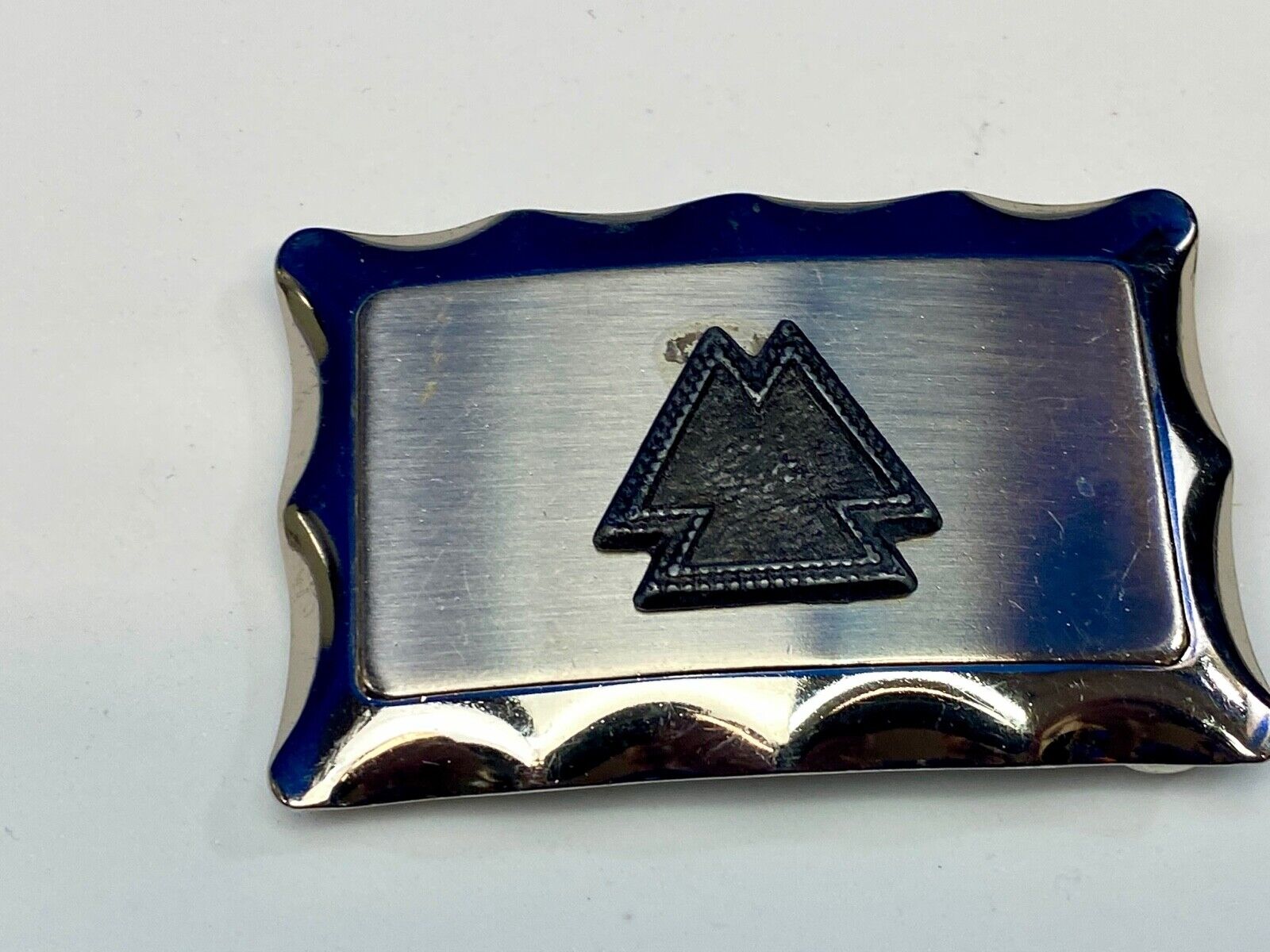 Two arrow symbol vintage western belt buckle 