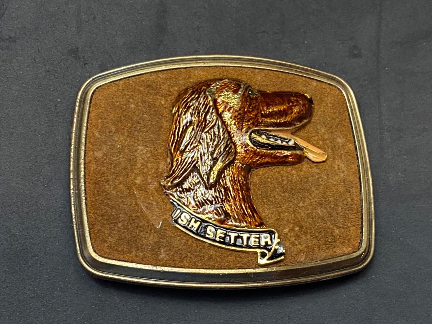 Vintage Irish Setter Dog - Man's Best Friend belt buckle 1979 Raintree