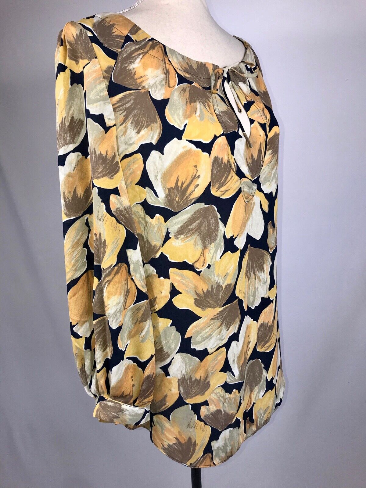 Anthropologie MEADOW RUE Michelia Yellow Navy Floral Peasant Blouse Top Tunic 10